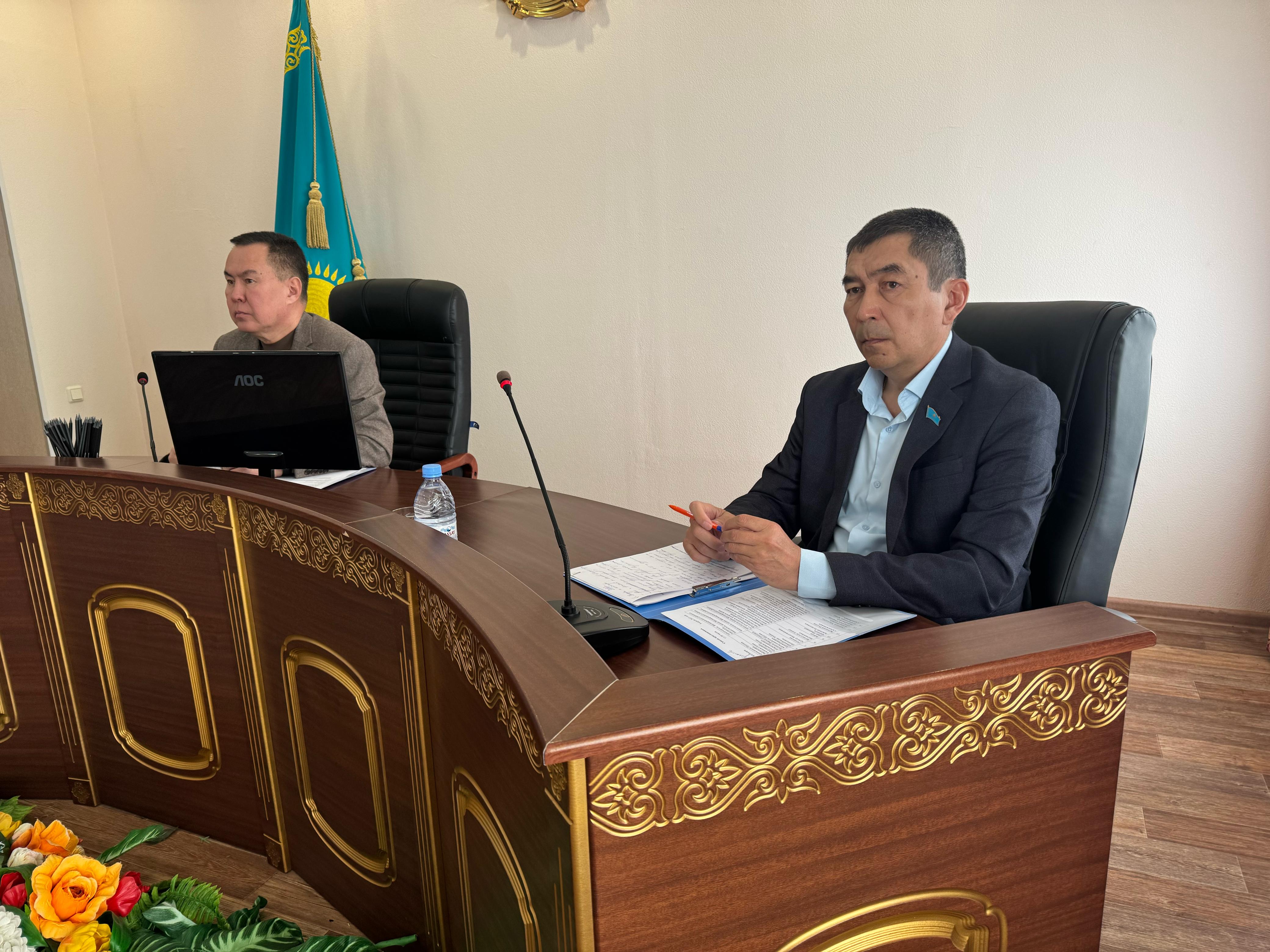 Аудандық мәслихаттың тұрақты комиссияларының отырысы