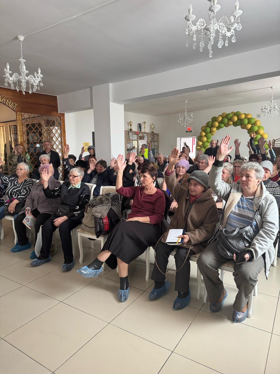 «Екібастұз қаласы әкімдігінің ауыл шаруашылығы бөлімі» ММ басшысының м.а. қатысуымен «Горняк» ӨК саяжай қоғамы мүшелерінің жиналысы өткізілді.