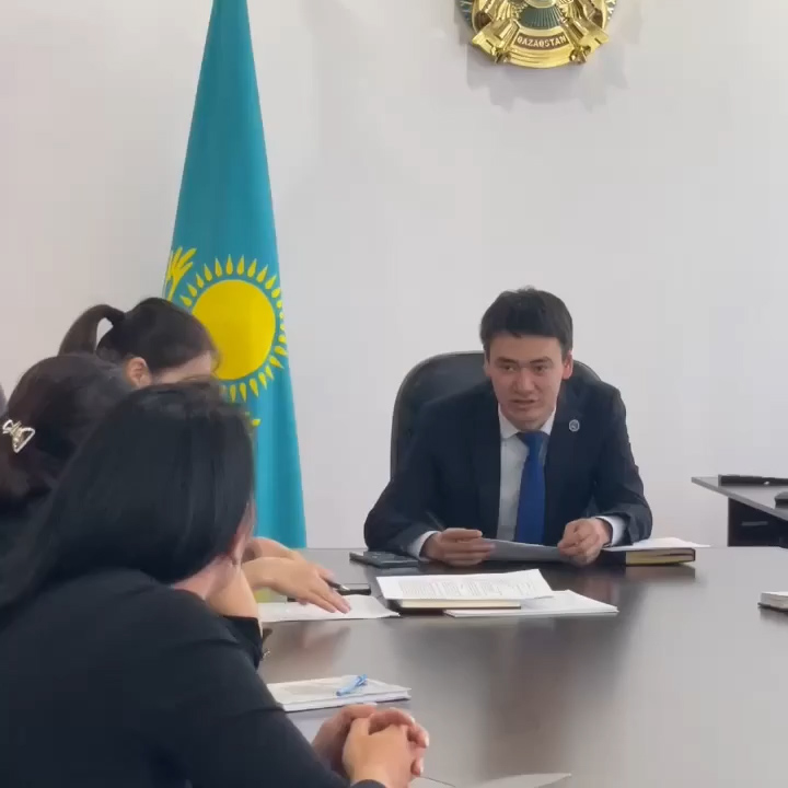 30 cәуір 2025 жылы Әділет департаменті жекеше нотариустардың қатысуымен атқарушылық жазбаларын жасау, сондай-ақ қаржы мониторингі субъектілерінің заңнама нормаларын сақтауы бойынша дөңгелек үстел өткізілді.