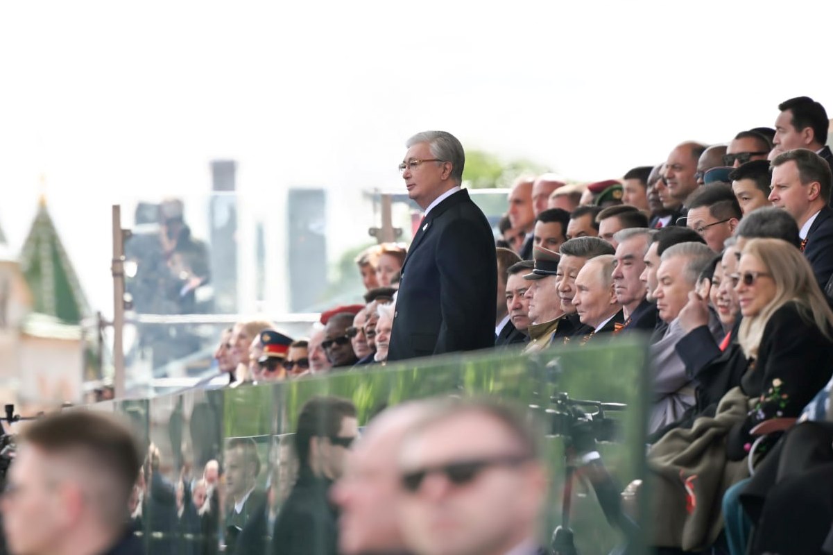 Президент Касым-Жомарт Токаев посетил военный парад по случаю Дня Победы