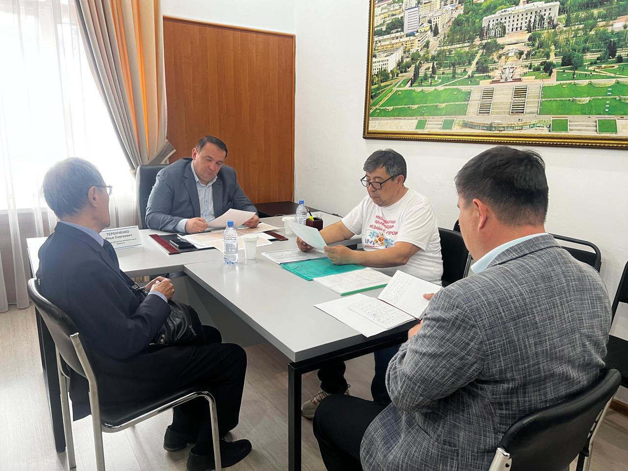 Прием граждан председателя Павлодарского областного маслихата И. Теренченко