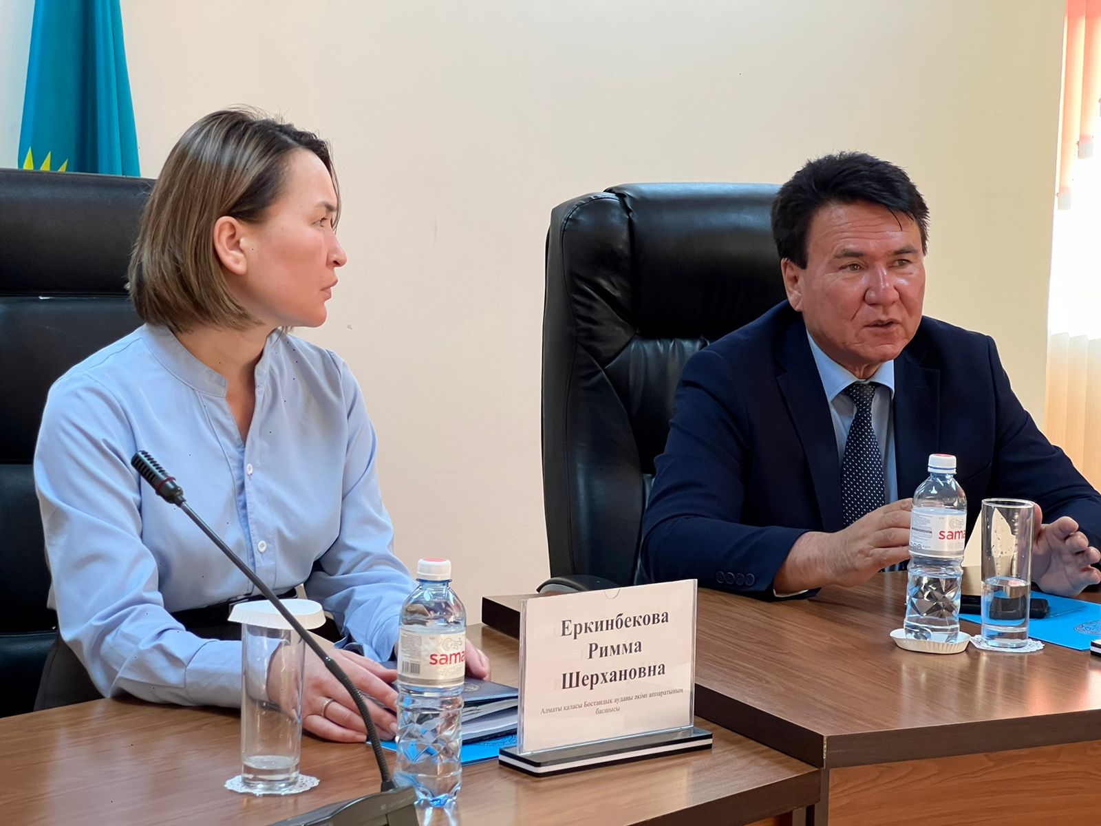 Алматы қаласы Бостандық ауданы әкімінің аппаратында мемлекеттік қызметшілердің әдепті сақтау мәселелері бойынша кеңес өткізілді.