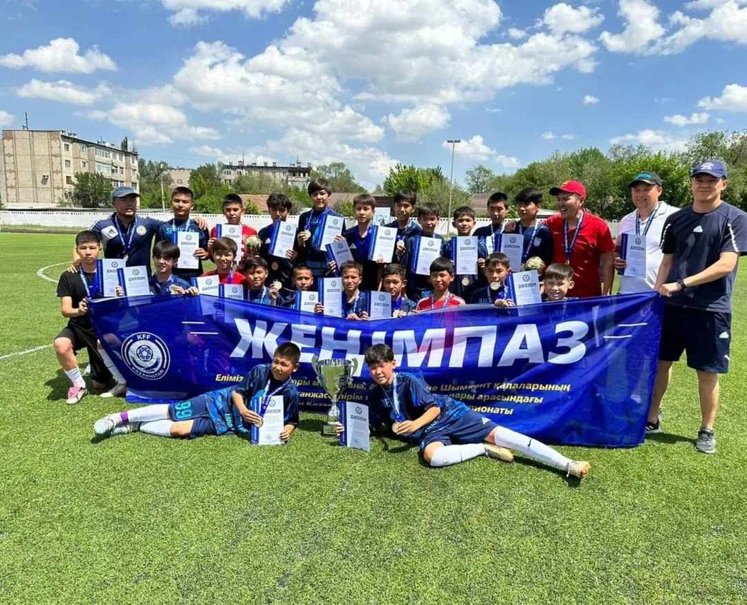 Жамбылдық жасөспірімдер футбол ел чемпионы атанды