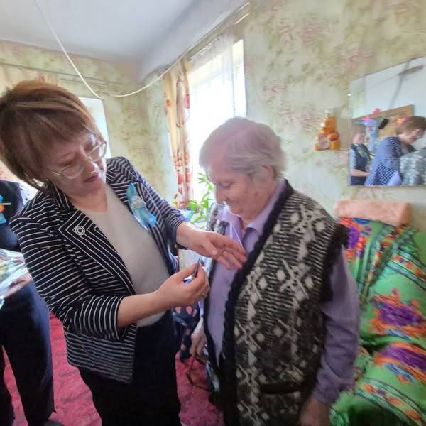 Тыл мен еңбек еңбеккерлері - төзімділігімен, еңбегімен және табандылығымен бізге бейбітшілік сыйлаған адамдар.