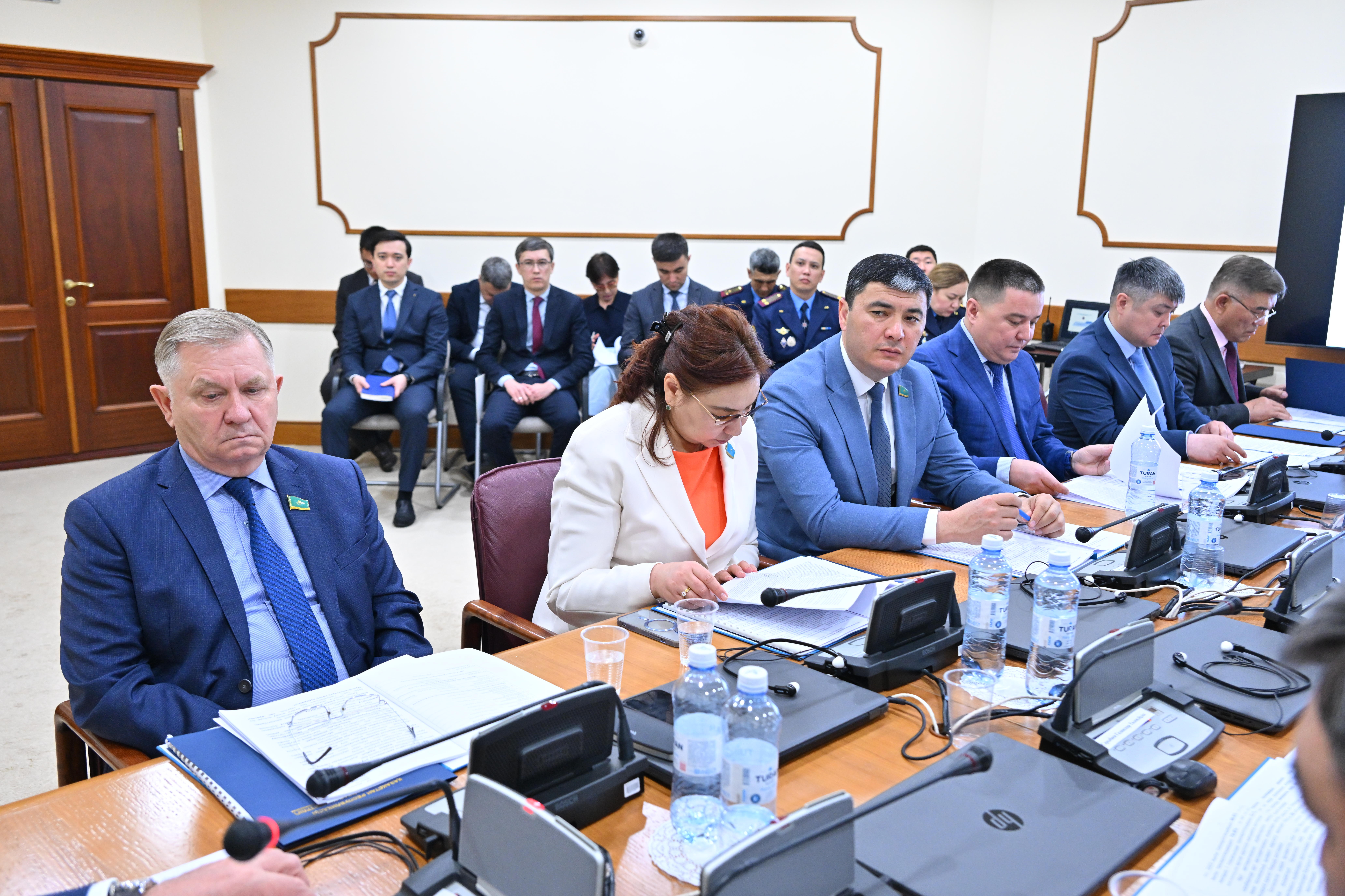 Сенатта өнеркәсіптік объектілердегі өрт қауіпсіздігі мәселелері қаралды