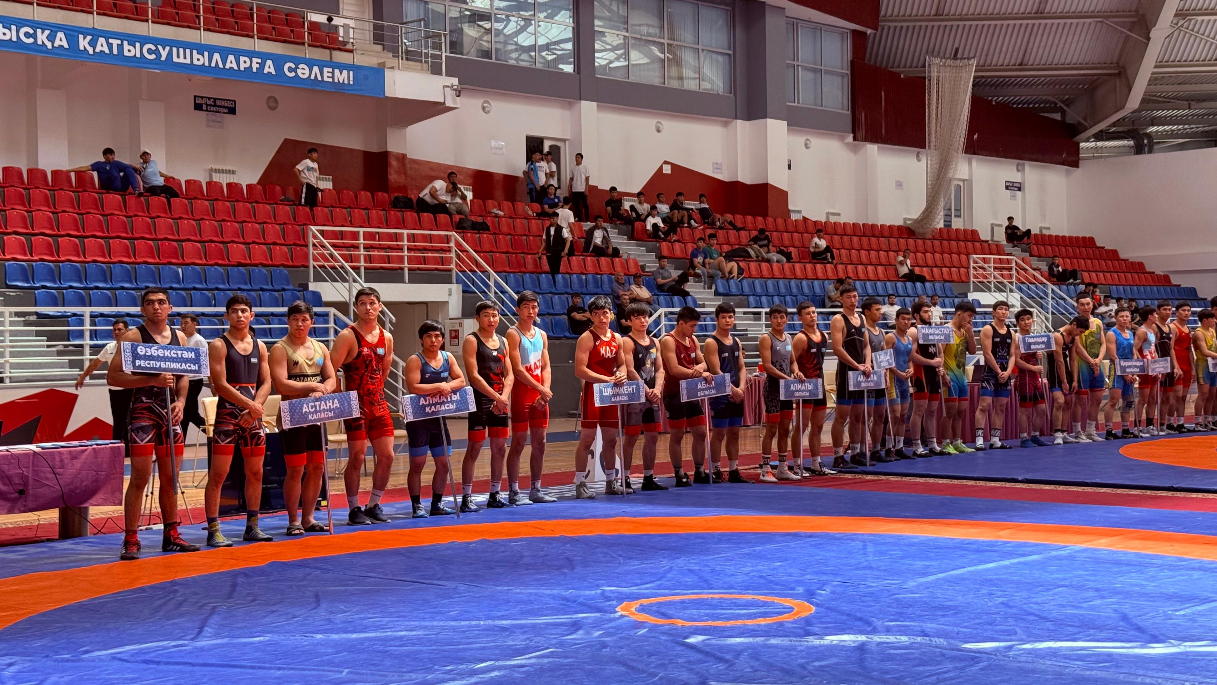 Талдықорғанда еркін күрестен Аманжол Бұғыбаевтың жүлдесіне арналған турнир басталды