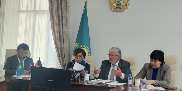 Круглый стол при поддержке фонда Фридриха Эберта в Казахстане