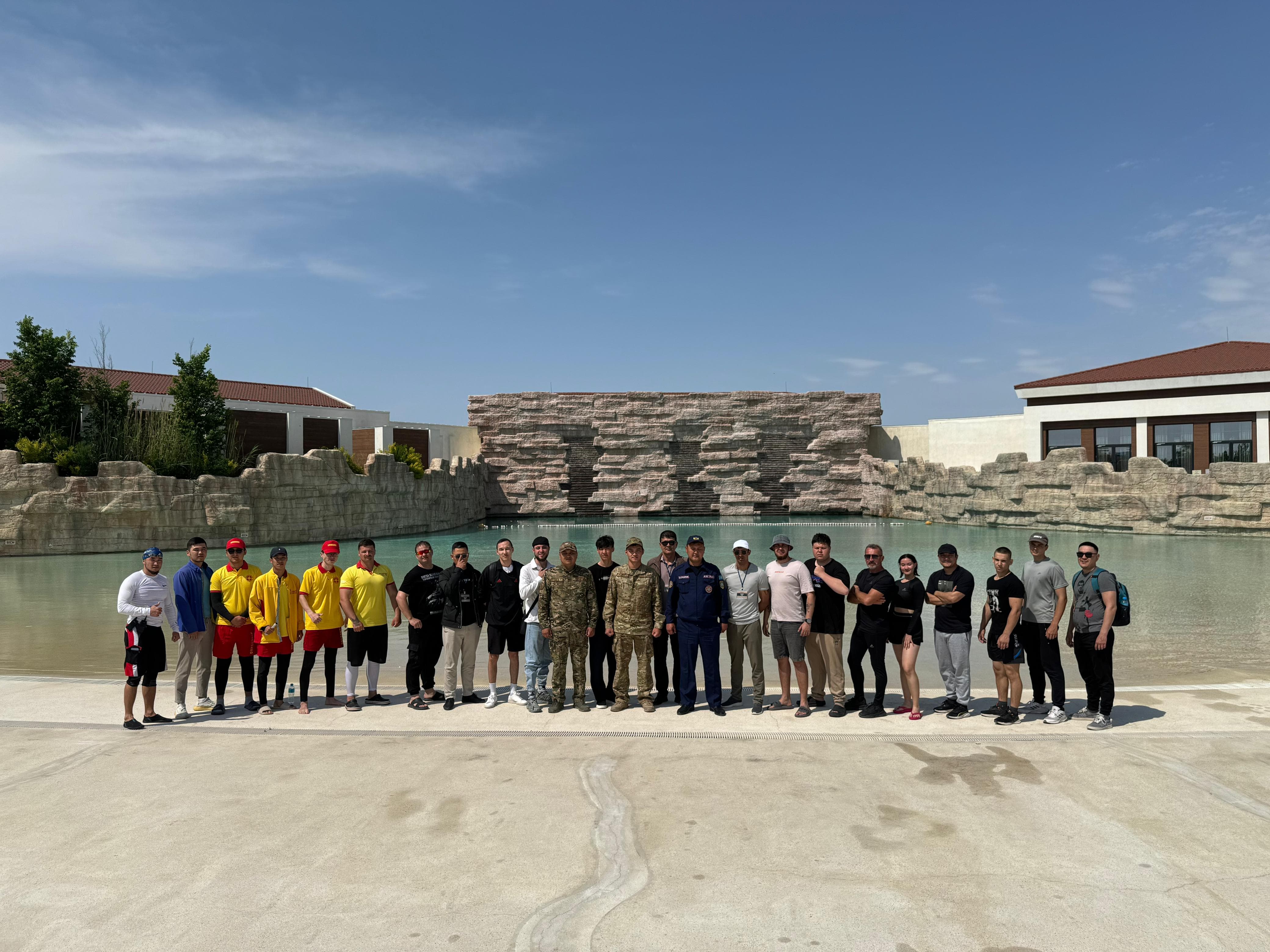 “Жазғы маусымға дайындық: Маңғыстауда құтқарушыларды даярлау оқытуы өтті”