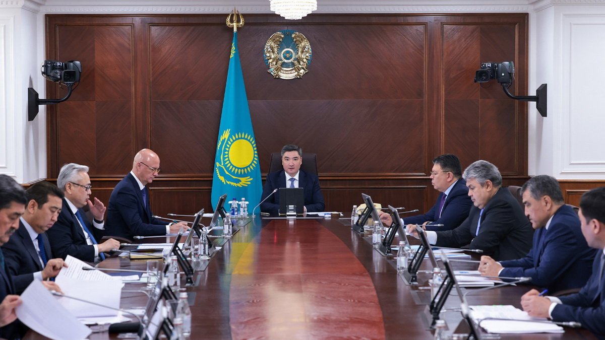 Үкіметте көктемгі егіс жұмыстарының барысы және вегетациялық кезеңді өткізу мәселелері қаралды