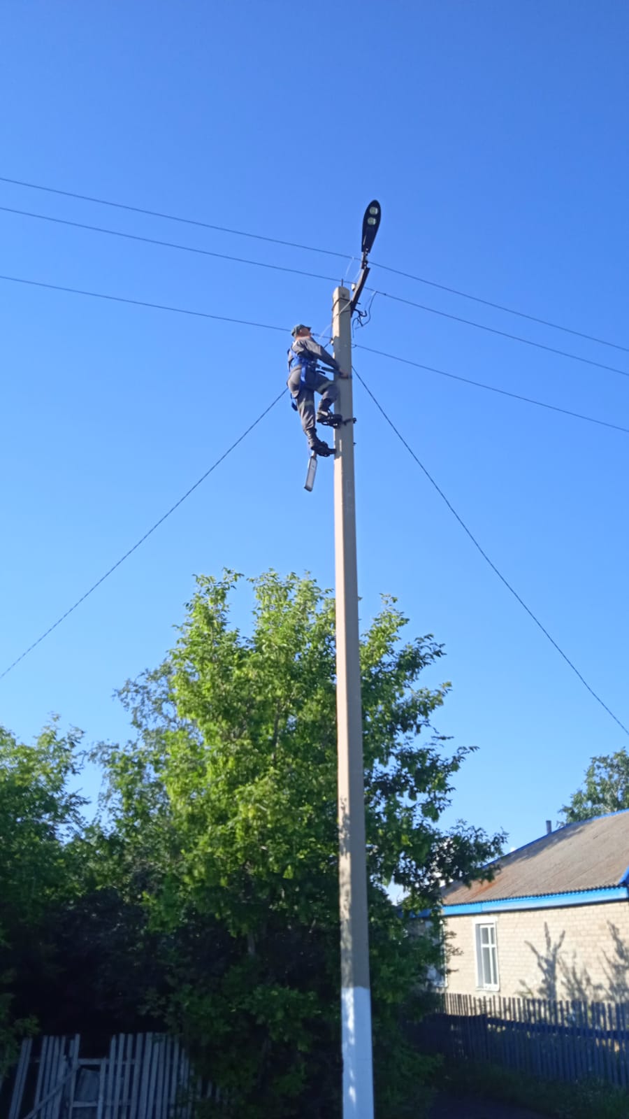 Көше жарығы