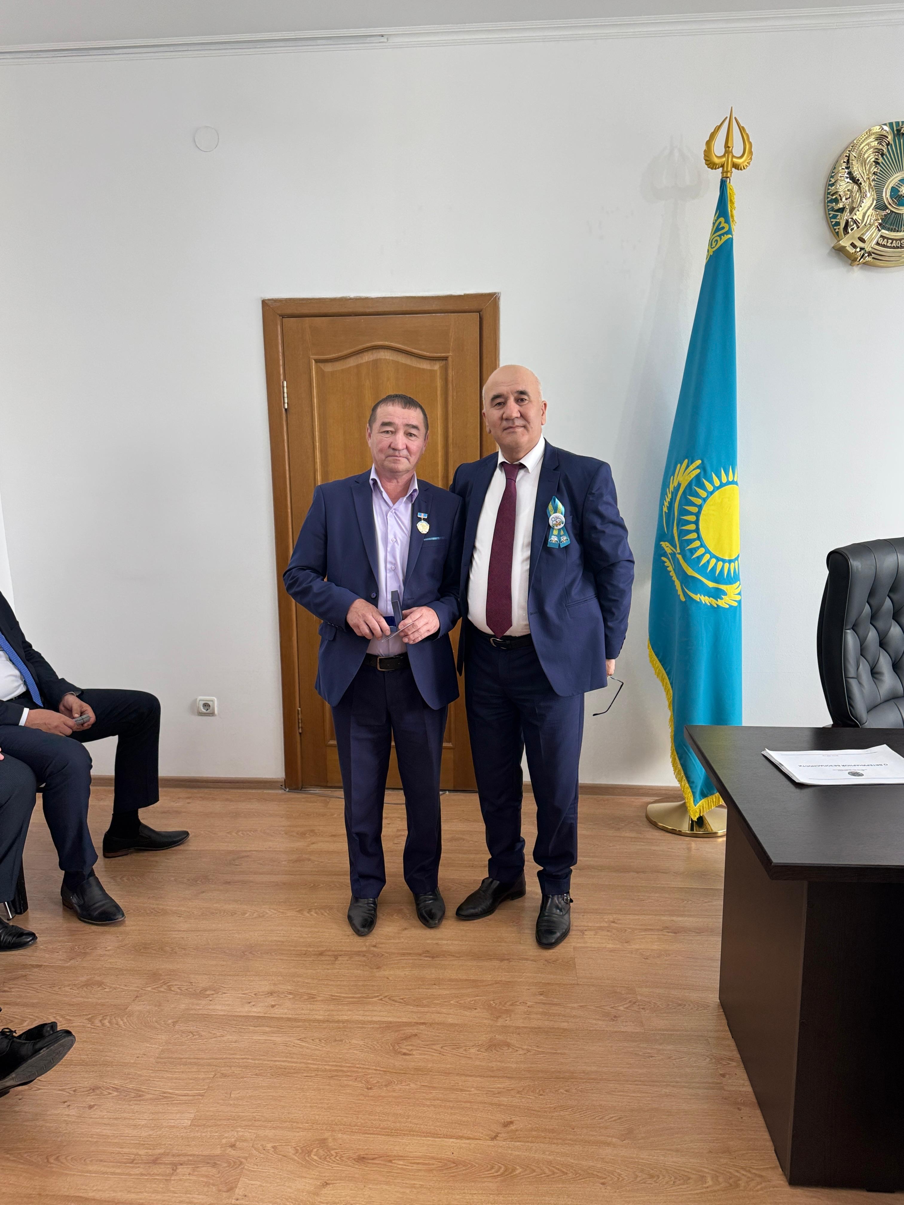 Отан қорғаушылар күнімен құттықтау