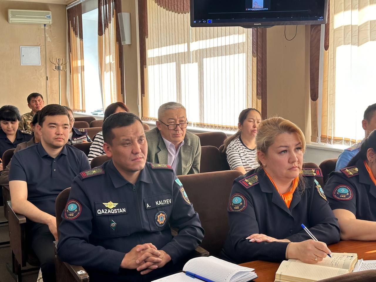 Әдістемелік көмек көрсету және тәжірибе алмасу шеңберінде Қарағанды облысының Төтенше жағдайлар департаментінде семинар-кеңес өтті