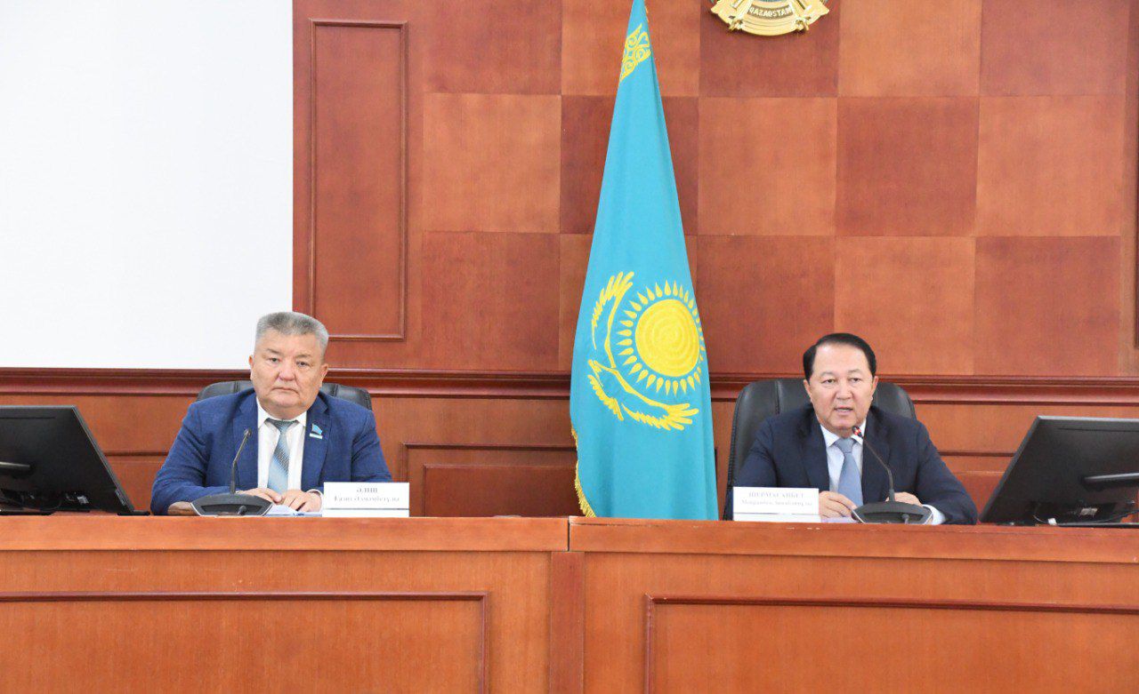 Қызылорда облысы бойынша тексеру комиссиясының мүшесі Пшанов Бауыржан Төлешұлы 2025 жылдың мамыр айының 14 күні Қазалы ауданының мәслихатының тұрақты, бірлескен комиссиясының және кезекті сессиясының отырысына қатысты.