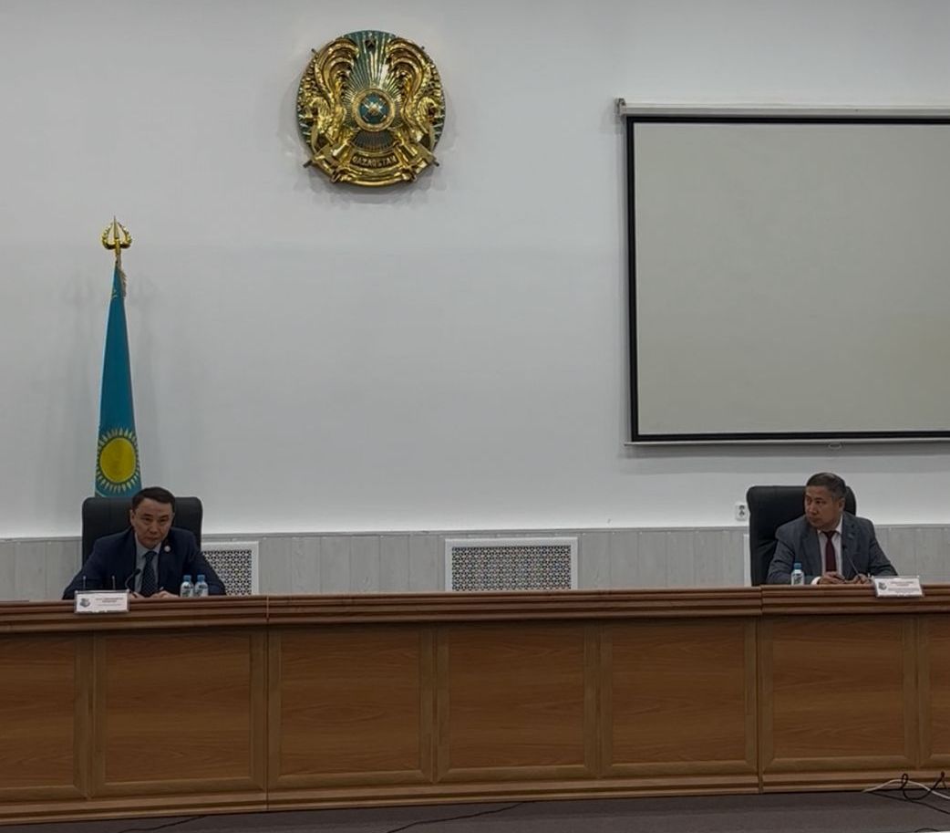 Бүгін, 2025 жылғы 14 мамырда Қостанай қалалық мәслихаты төрағасының өкілеттігін уақытша жүзеге асыратын Арман Исмаиловтың төрағалығымен Қостанай қалалық мәслихатының кезекті оныншы сессиясы өтті.