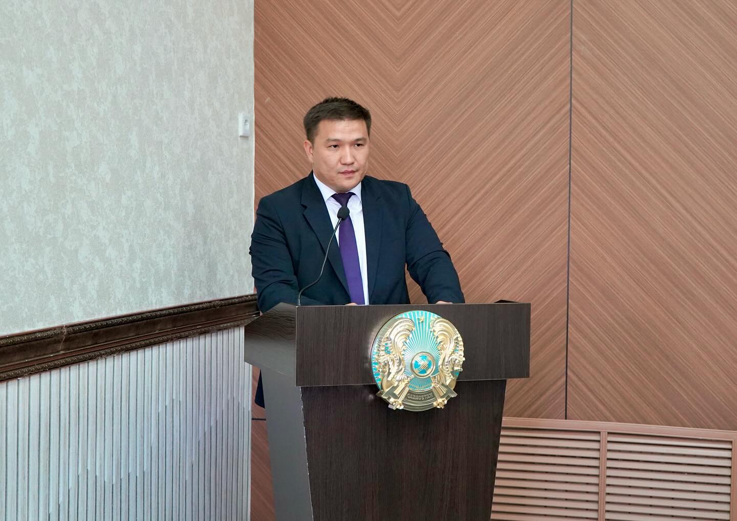 ҚАЛА ӘКІМІНІҢ ТӨРАҒАЛЫҒЫМЕН КЕЗЕКТІ АППАРАТТЫҚ ЖИЫН ӨТТІ