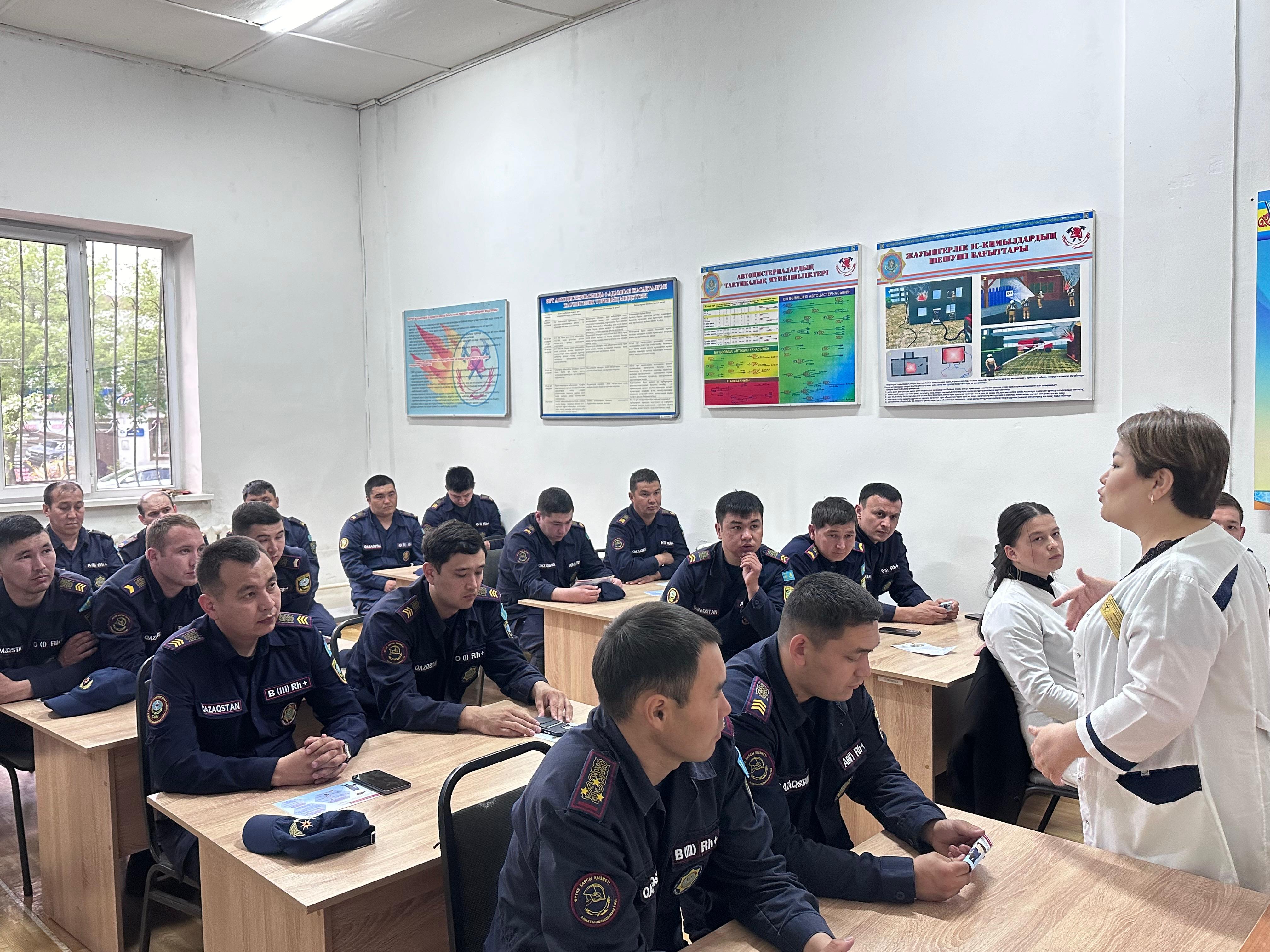 Алматы облысы ТЖД қызметкерлерімен дәрігер, суицидолог -психиатр мамандармен кездесу өтті