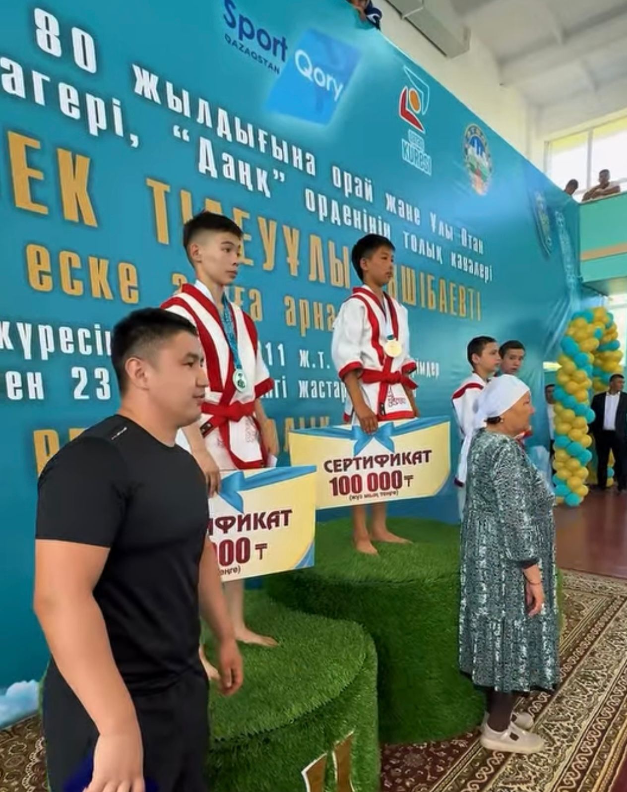 Сәтбаев қаласында Ұлы Отан соғысының батыры, «Даңқ» орденінің толық иегері, Сәтбаев қаласының құрметті азаматы Үншібаев Жақсымбек Тілеуұлын еске алуға арналған қазақ күресінен Республикалық турнирдің салтанатты ашылу рәсімі өтті