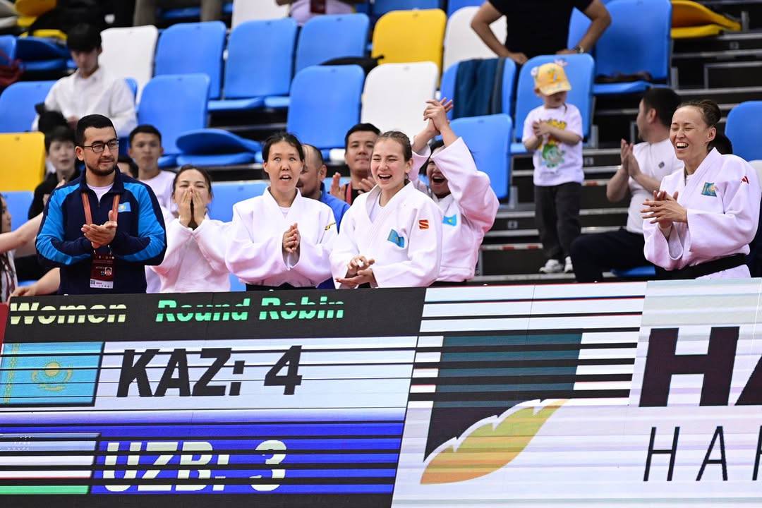 Қазақстан әйелдер құрамасы - Әлем чемпионы