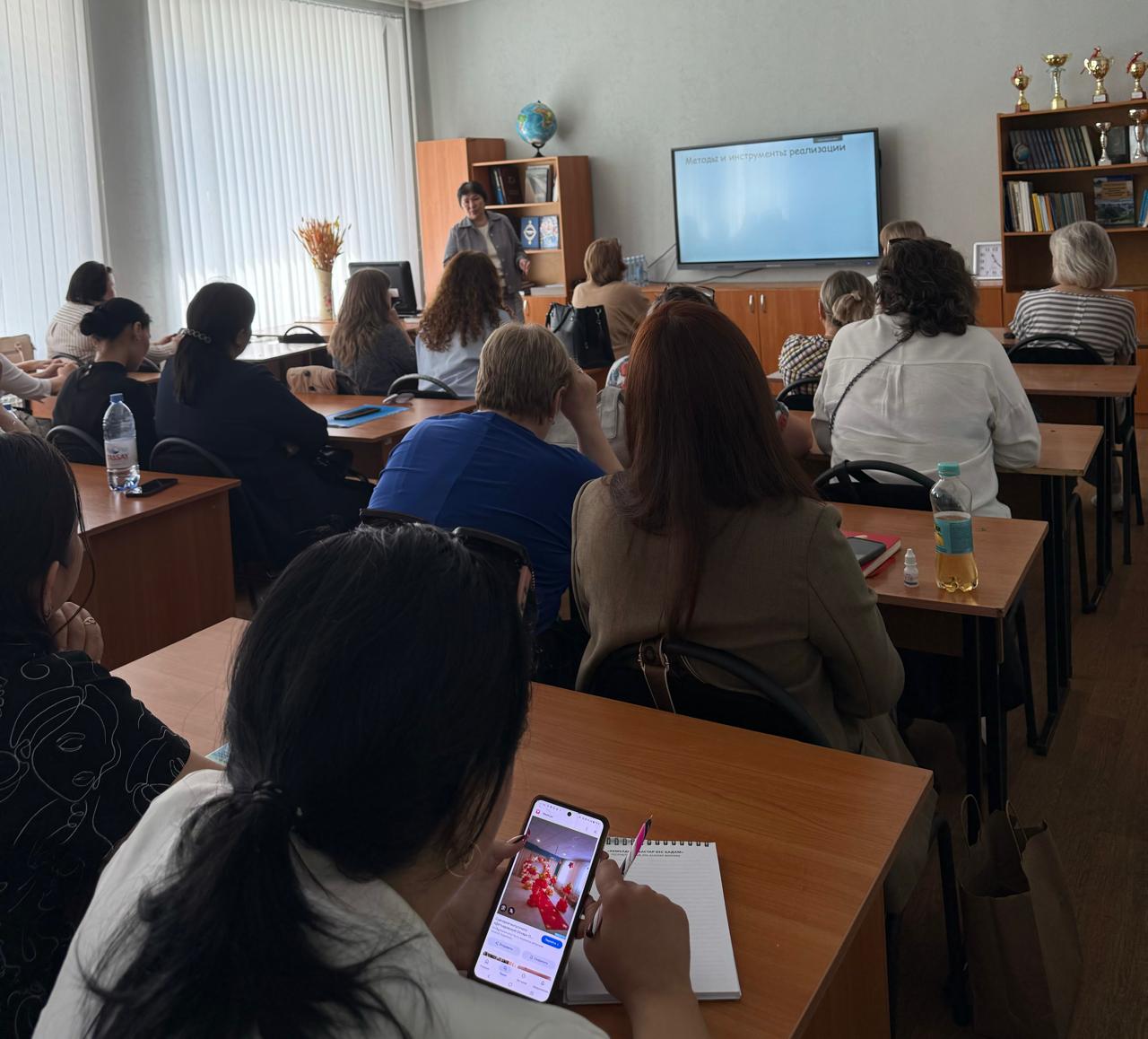Педагог - психологтардың жобалық қызметі: идеядан іске асыруға» тақырыбында  консультациялық-оқыту сессиясы