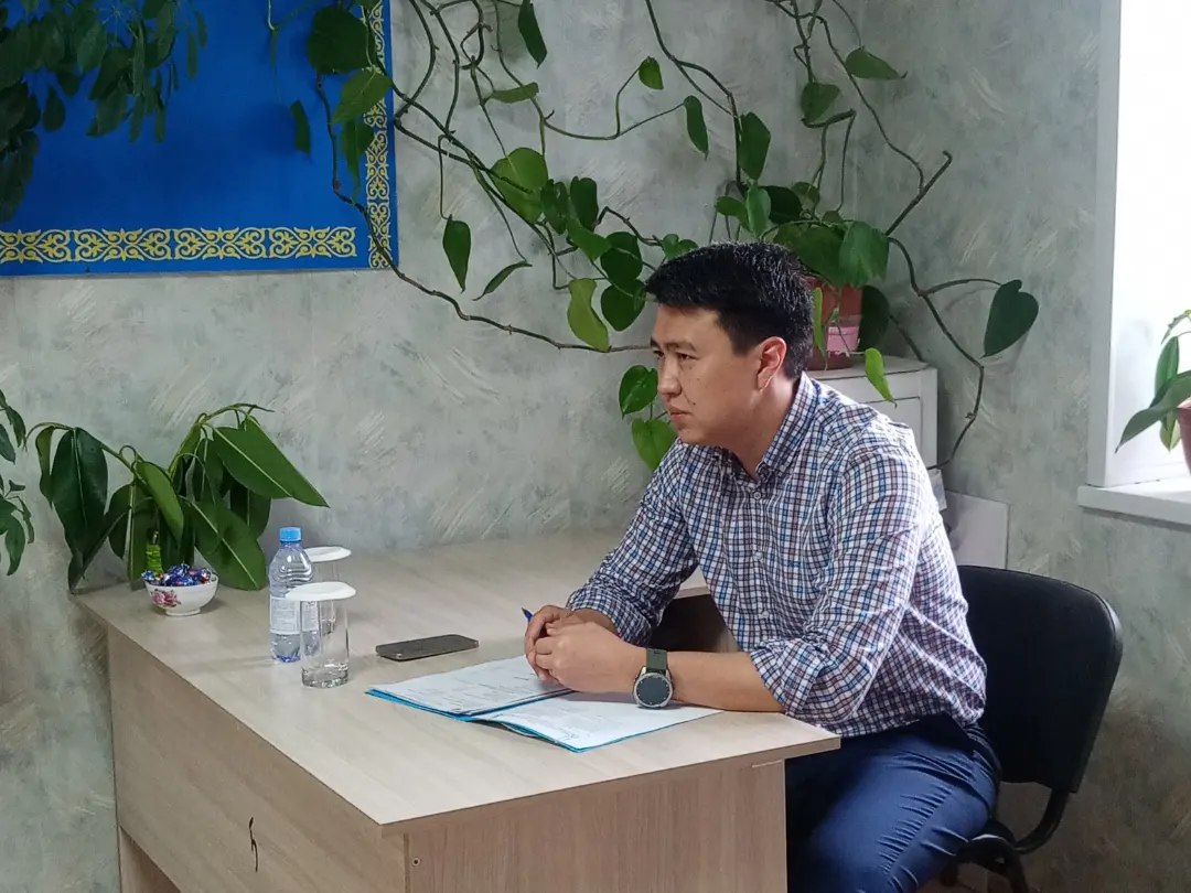 14.05.25 жылы Заречное ауылында Глубокое ауданының әкімі Э. Л. Тумашинов