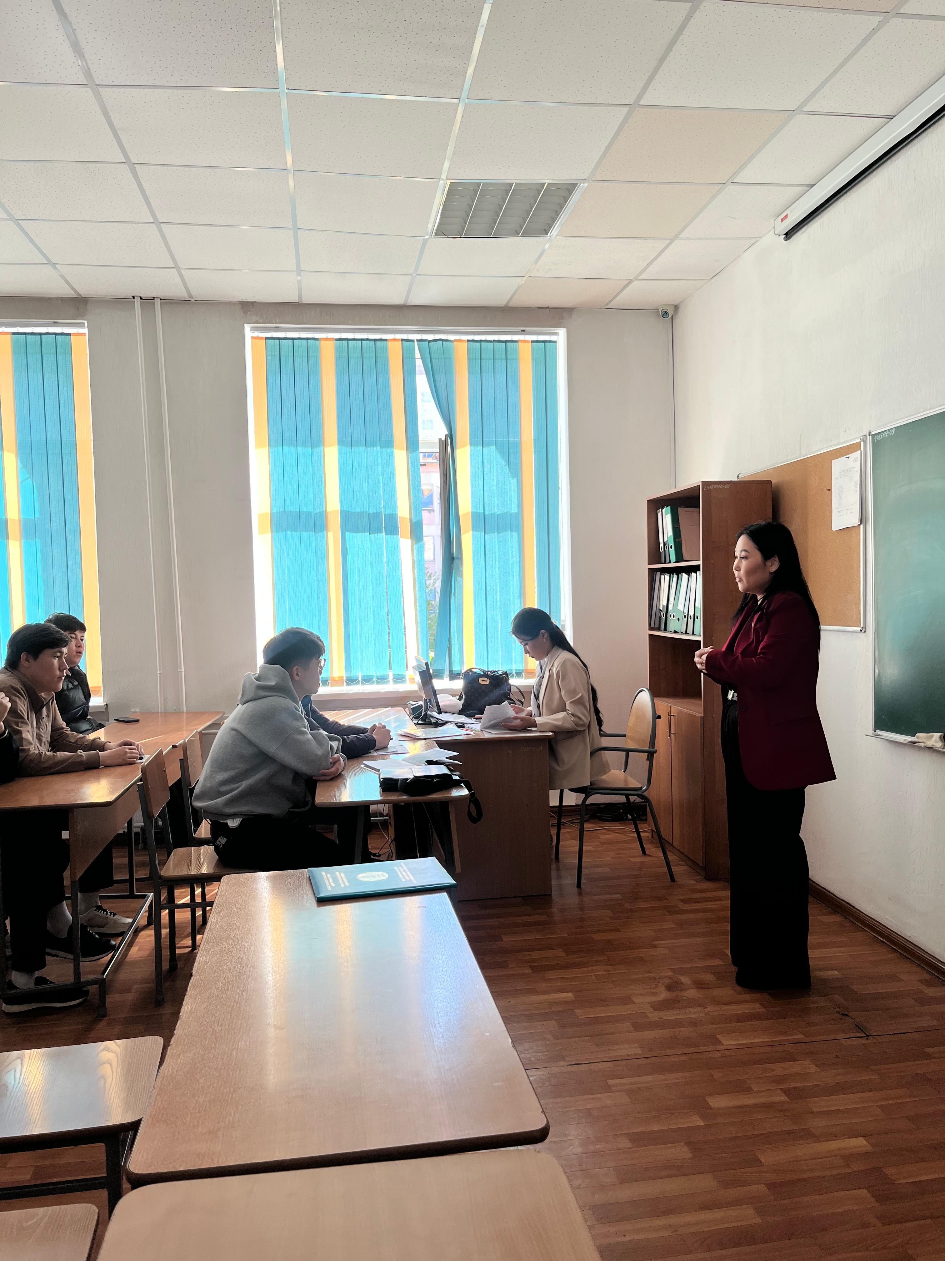 Жоғарғы оқу орын студенттеріне дәріс өткізілді.
