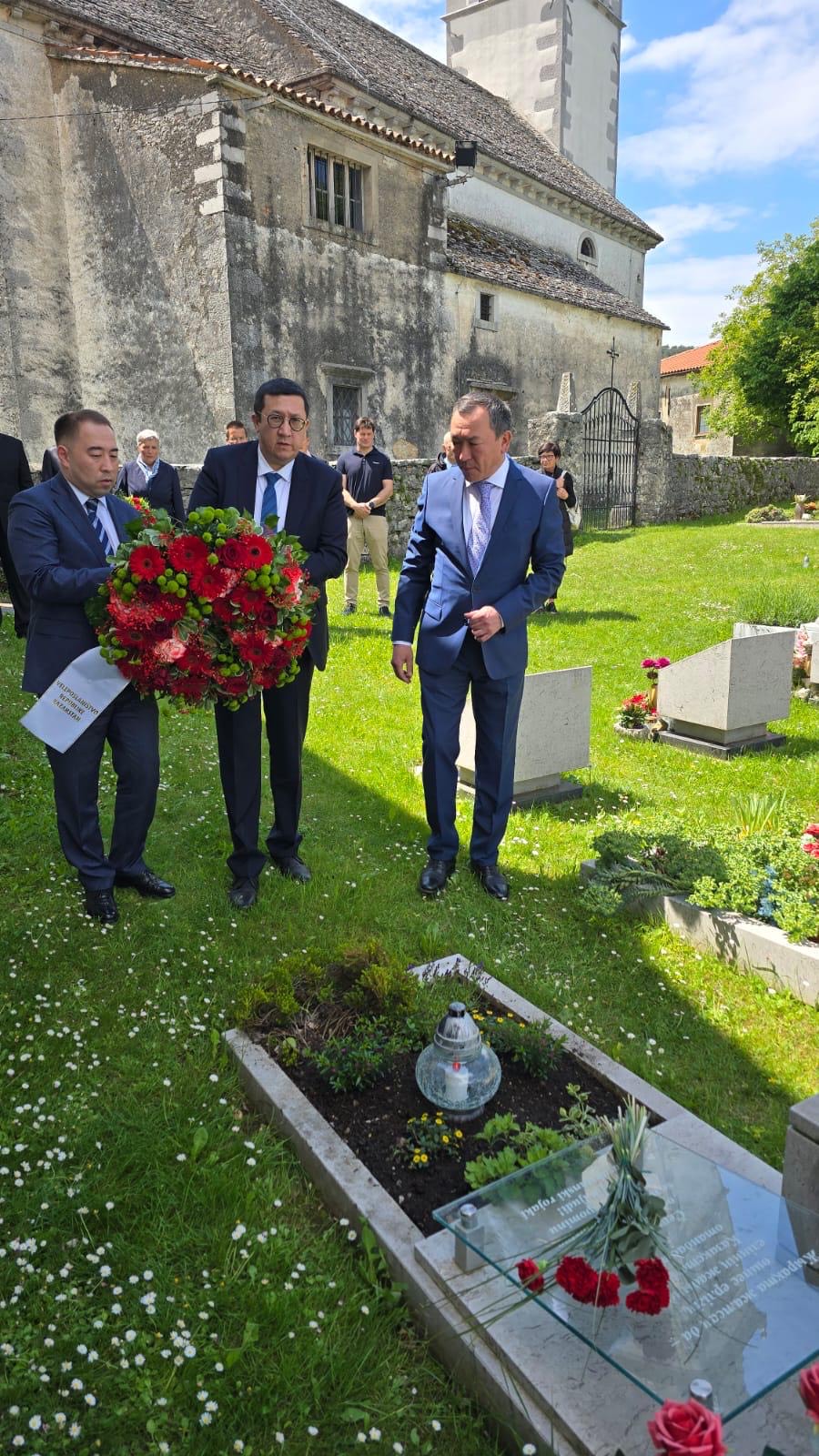 Словенияда батырдың еске алу рәсімі өтті