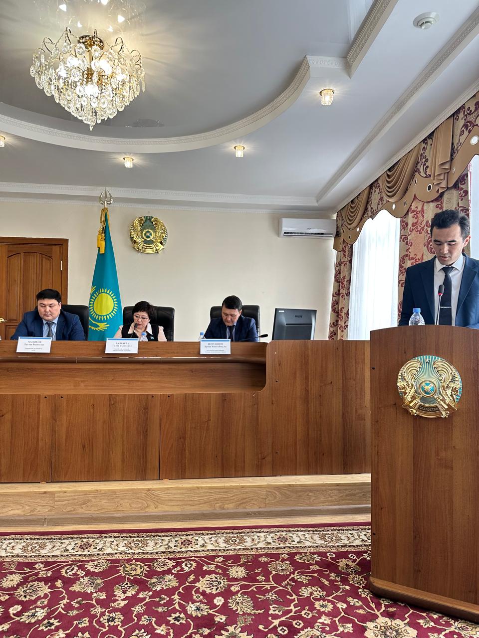 Бүгін Қарабалық аудандық мәслихатының кезекті Х сессиясы өтті. Сессияда аудан, ауылдық округтер, ауылдар және Қарабалық кентінің 2024 жылғы бюджетінің атқарылуы бойынша есептер қаралды.