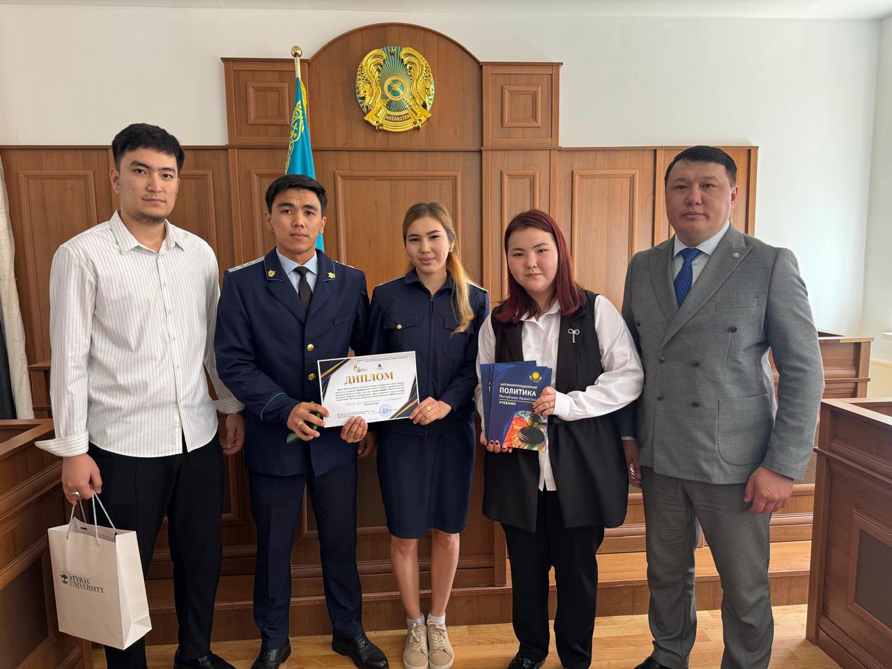 Атырауда «Заң мен тәртіп» атты жемқорлыққа қарсы сот сөздері мен шешендік өнер байқауы өтті