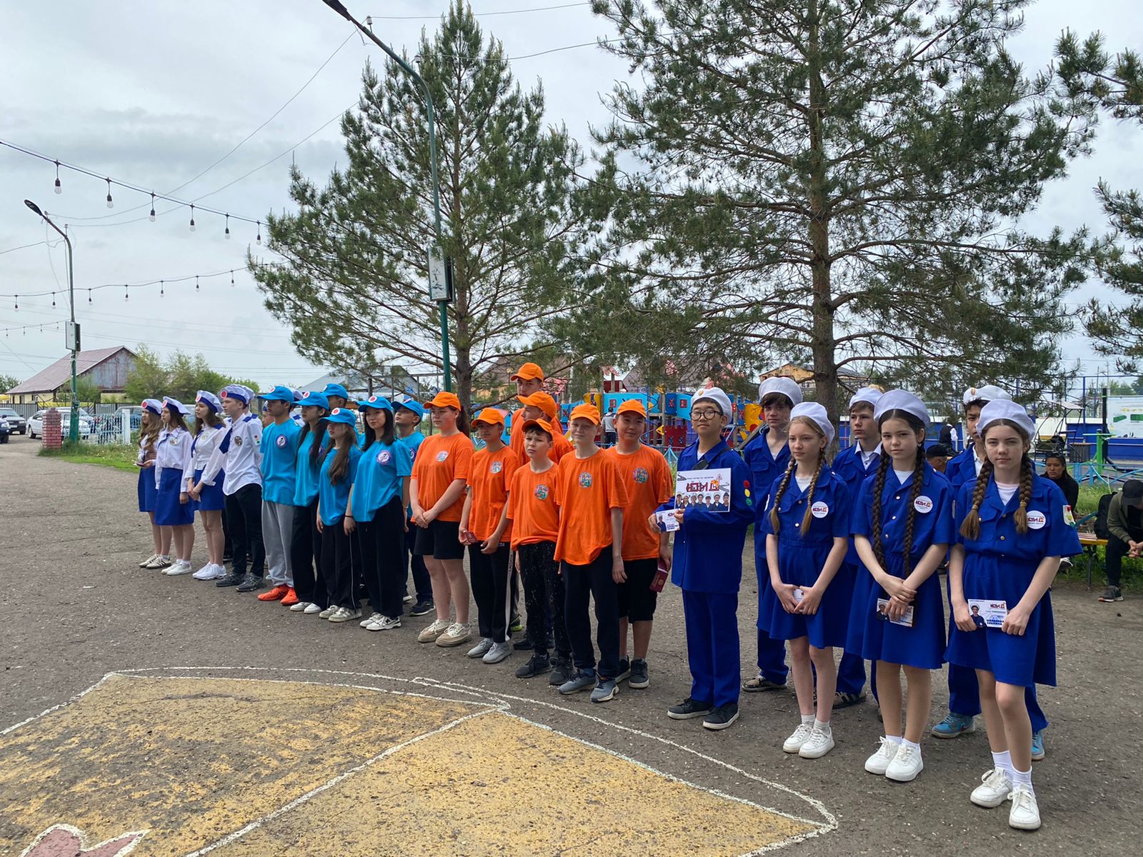 "Қауіпсіз доңғалақ" қозғалысының жас инспекторларының жарысы