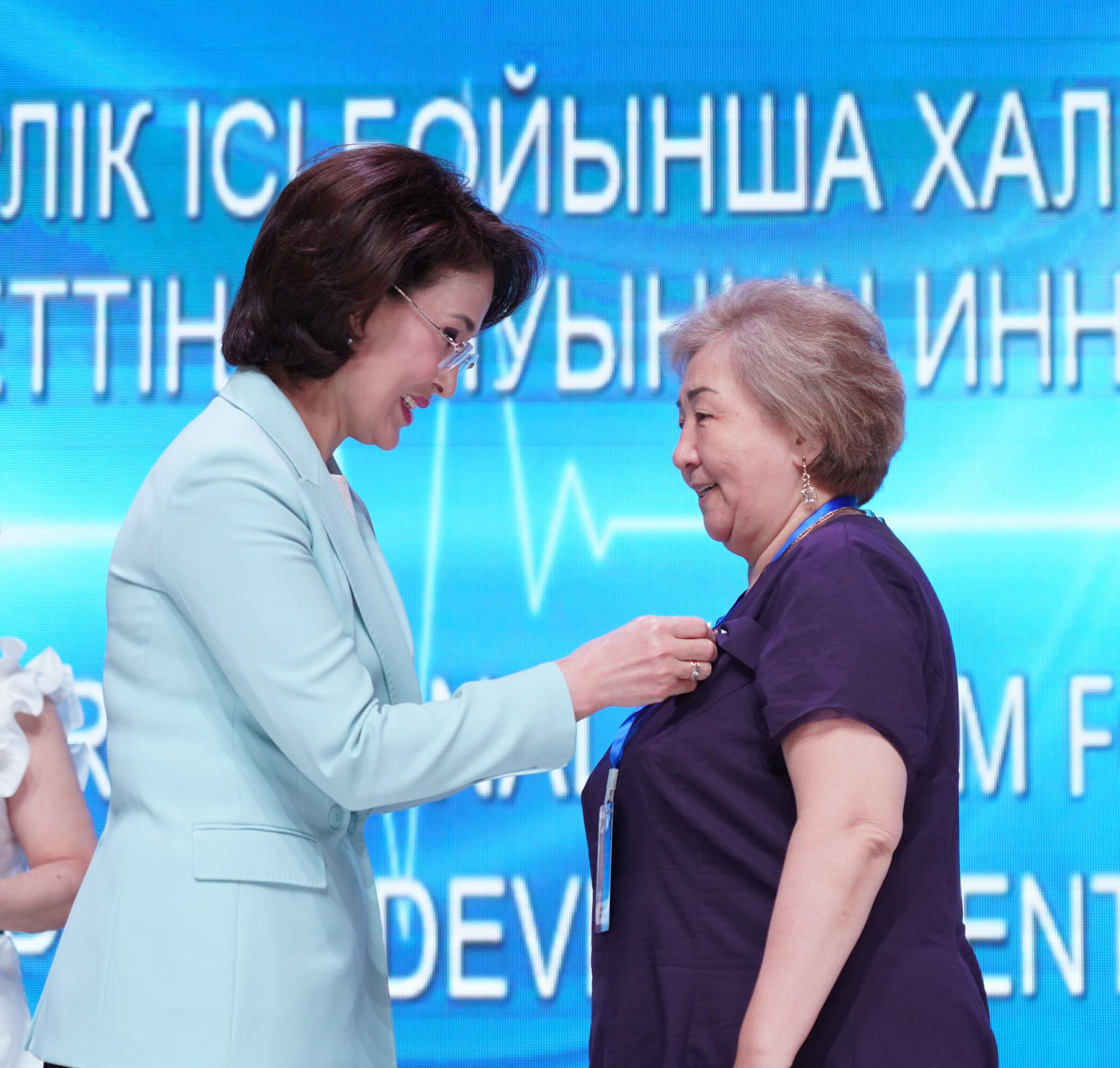 ТҮРКІСТАНДА МЕЙІРБИКЕЛЕРДІҢ ХАЛЫҚАРАЛЫҚ ФОРУМЫ ӨТУДЕ