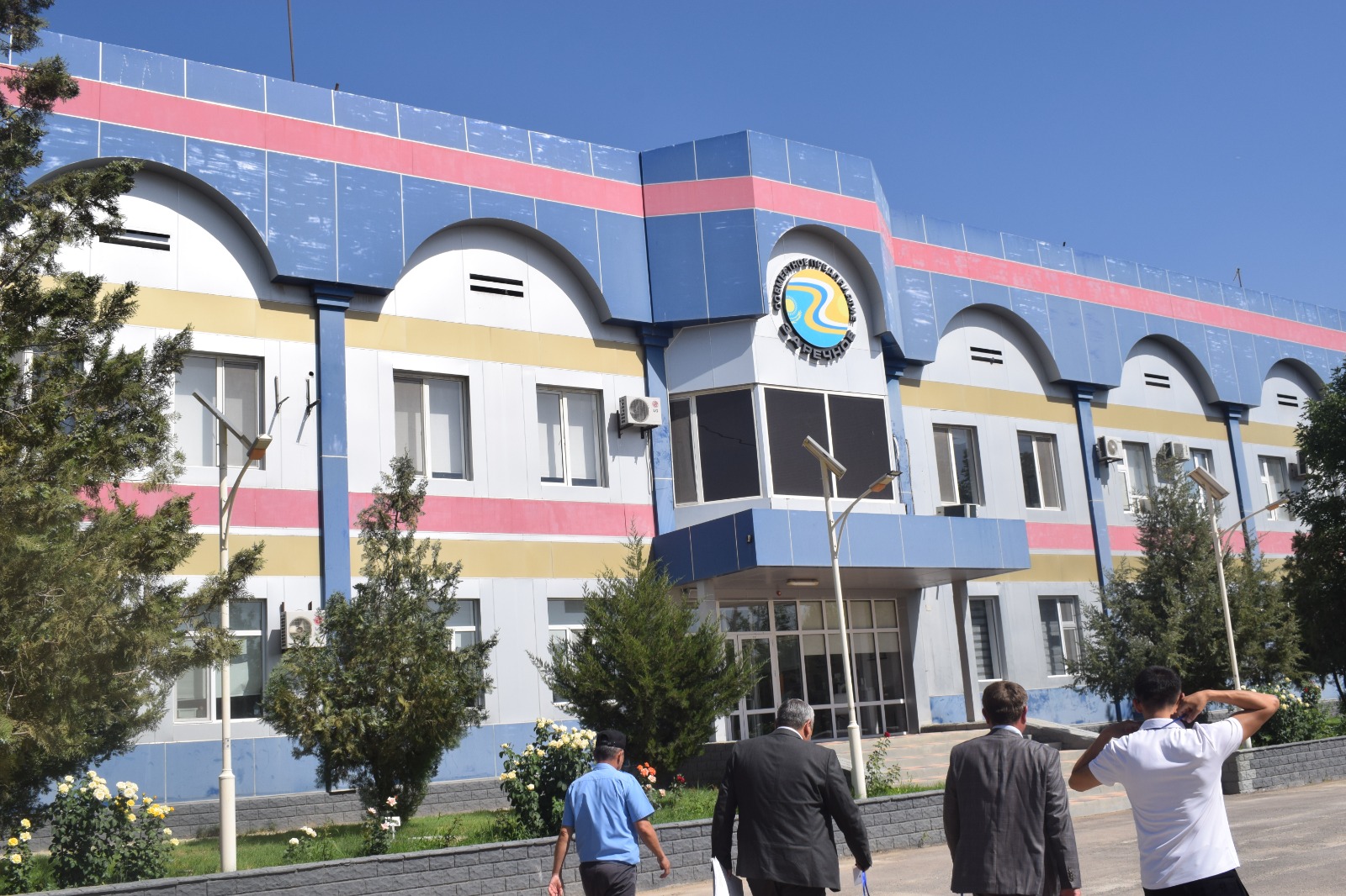 🔰 ОТЫРАР: ДЕПАРТАМЕНТ ЕҢБЕК ЗАҢНАМАСЫ ТАЛАПТАРЫНЫҢ ОРЫНДАЛУ ТӘРТІБІН ТҮСІНДІРУ МАҚСАТЫНДА "ҚАЗАҚСТАН-РЕСЕЙ-ҚЫРҒЫЗСТАН "ЗАРЕЧНОЕ" АҚ-НЫҢ ҰЖЫМЫМЕН КЕЗДЕСТІ