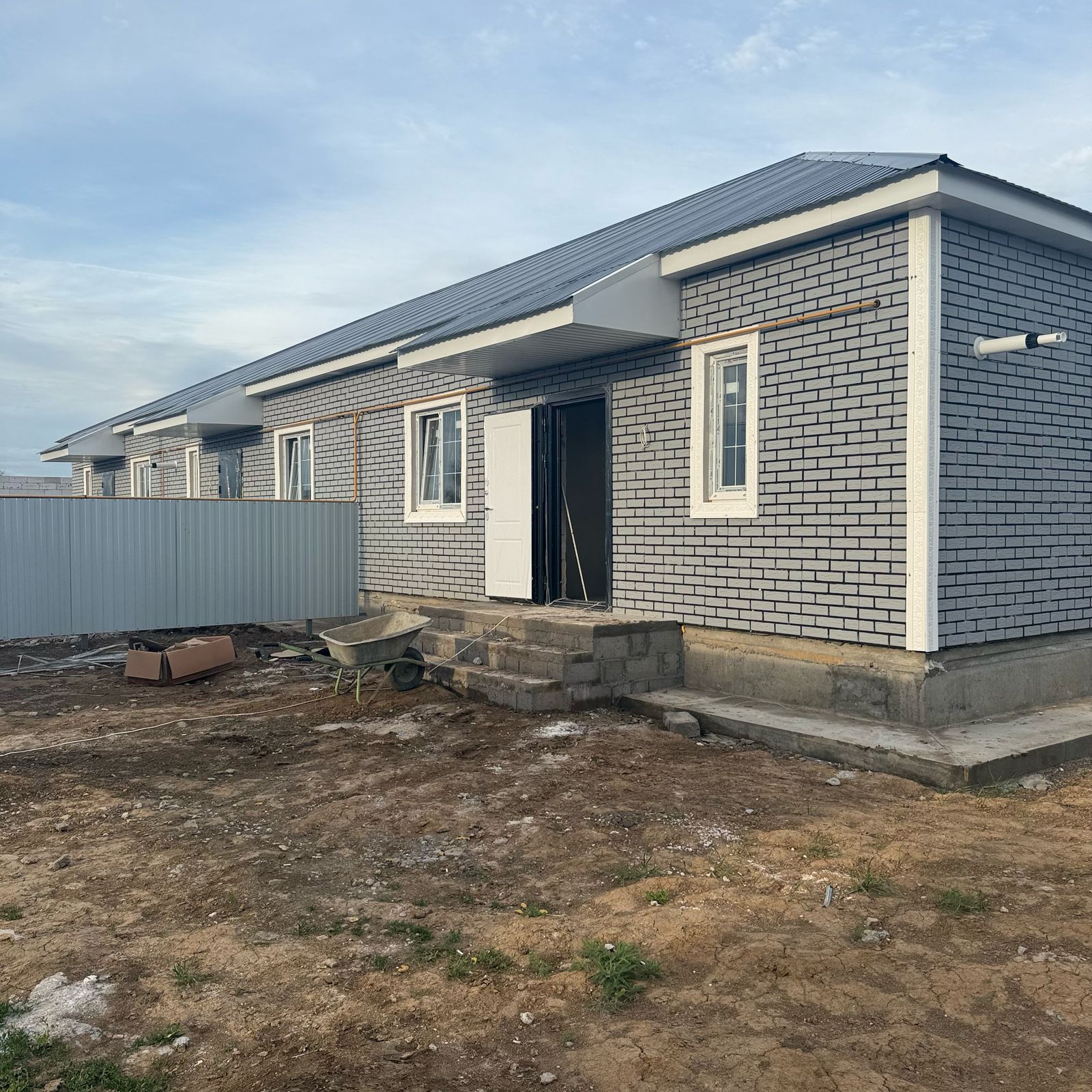 In the West Kazakhstan region, housing is being built for socially vulnerable groups of the population at the expense of the republican budget.