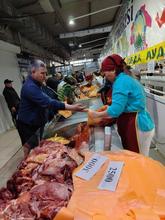 Ақтөбеде жергілікті тауар өндірушілердің жәрмеңкесі өтті