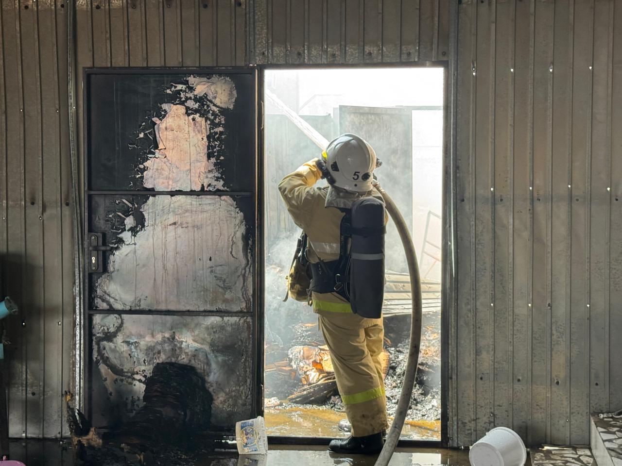 "Манго" оптомаркетінің ауласындағы өрт сөндірілді     &nbsp;&nbsp;