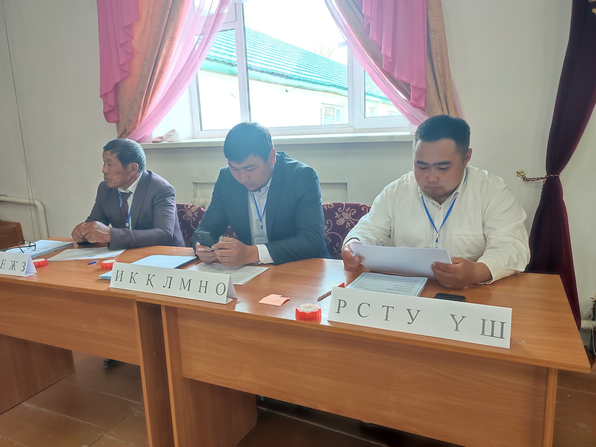 СЫРЫМ АУДАНЫНДА ҮШ АУЫЛДЫҚ ОКРУГТЕ ӘКІМ САЙЛАУЫ БАСТАЛДЫ