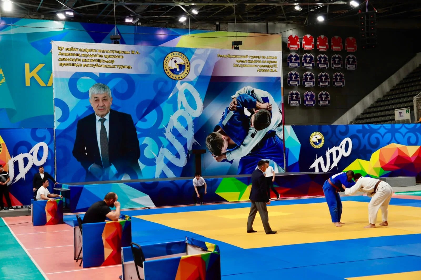 Өскеменде дзюдодан республикалық ашық турнир өтіп жатыр