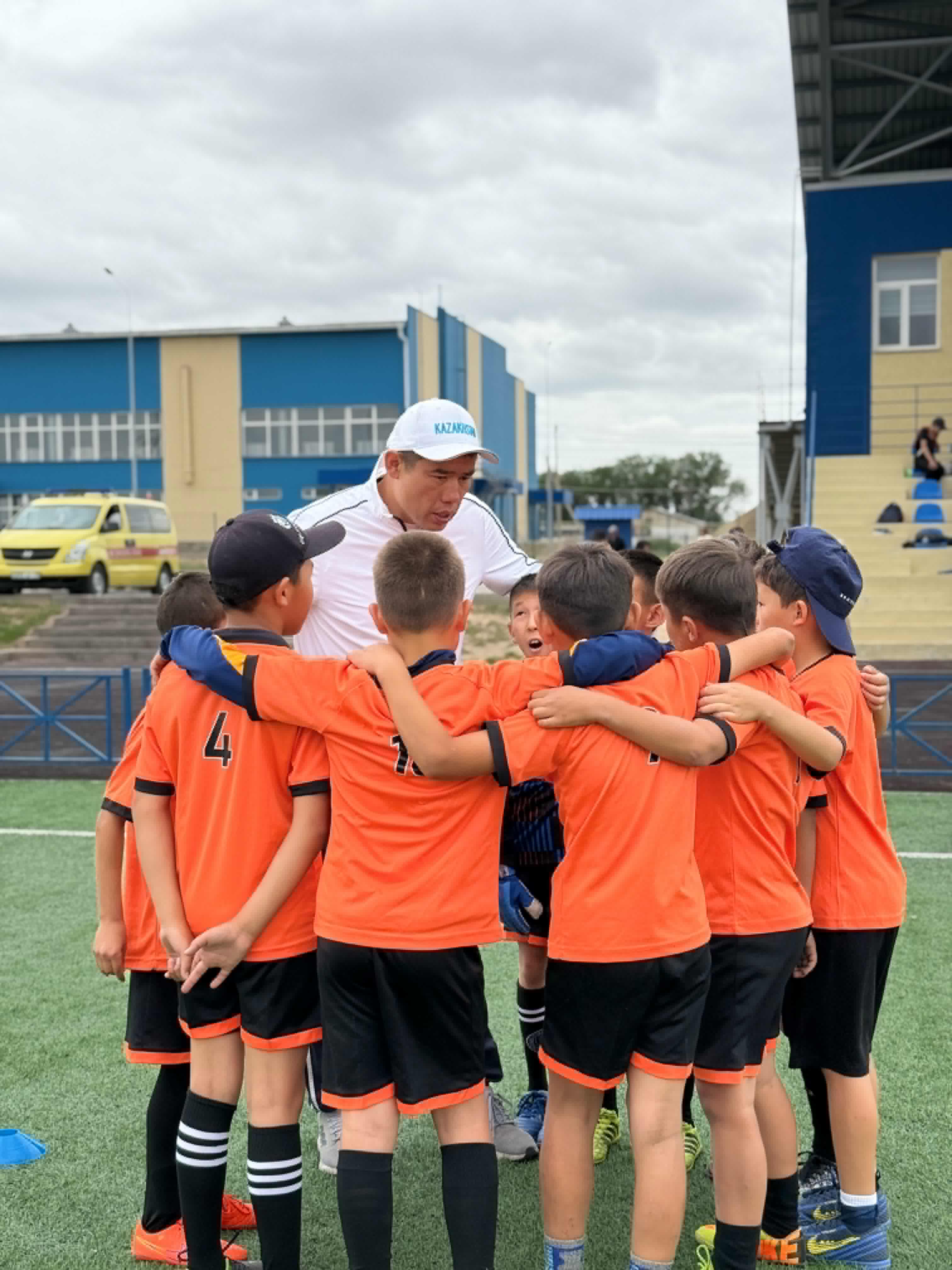 Кербұлақ ауданында J-League жобасы аясында мектеп оқушылары арасында спорттық турнирлер өтуде