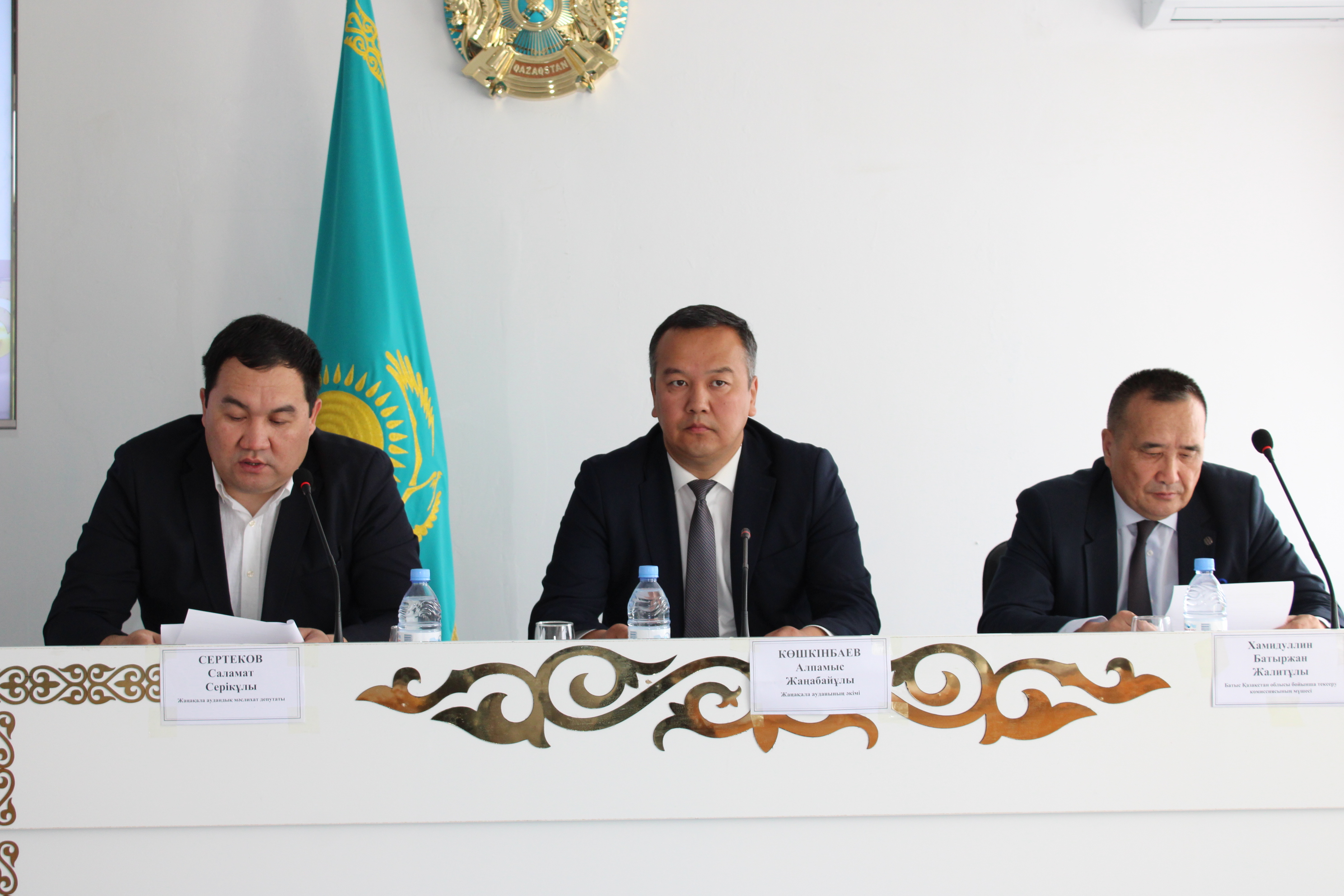 Бүгін аудандық мәслихат депутаттарының қатысуымен аудандық мәслихаттың бюджет, экономика, ауылшаруашылығы және экология мәселелері жөніндегі тұрақты комиссияның отырысы өтті.