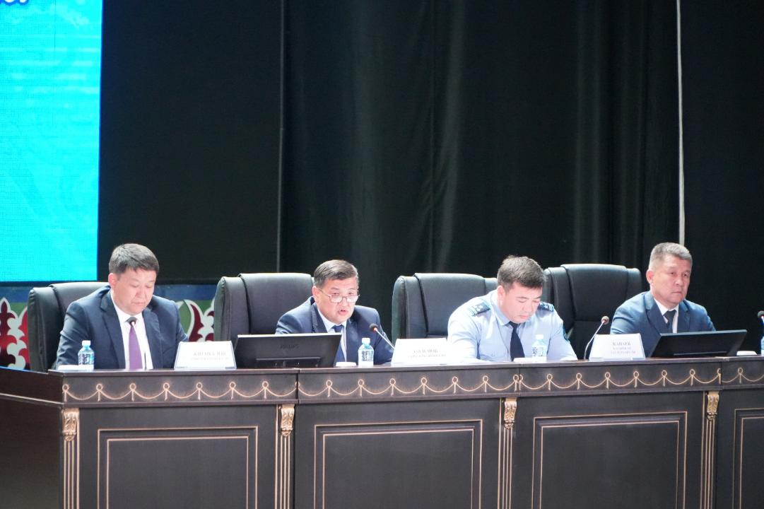 Өкіл "Заң және тәртіп" қағидаты аясында Меркі ауданының тұрғындарымен кездесуге қатысты