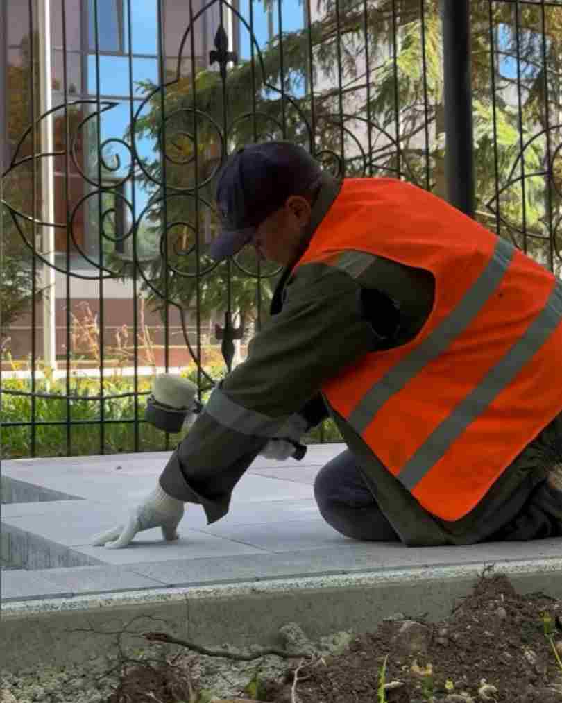 Сарыарқа ауданында абаттандыру жұмыстары жалғасуда