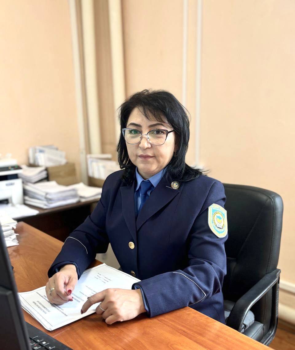 Мемлекеттік қызметшінің оң имиджі