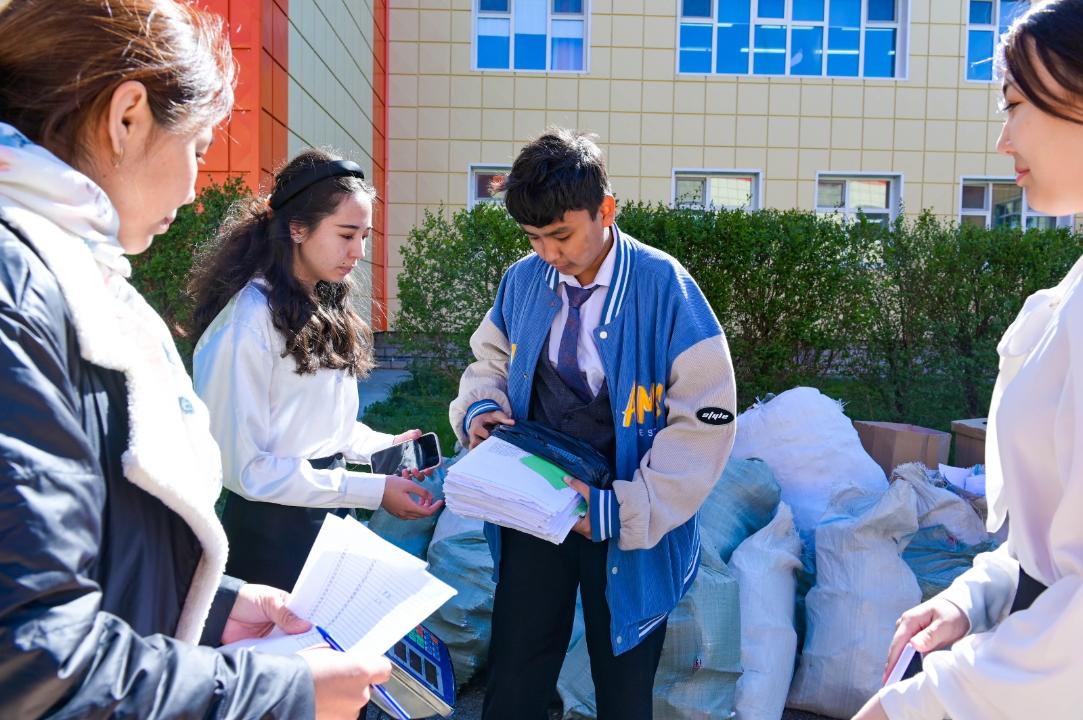 Ақтөбеде макулатура жинау бойынша экологиялық акция өтті