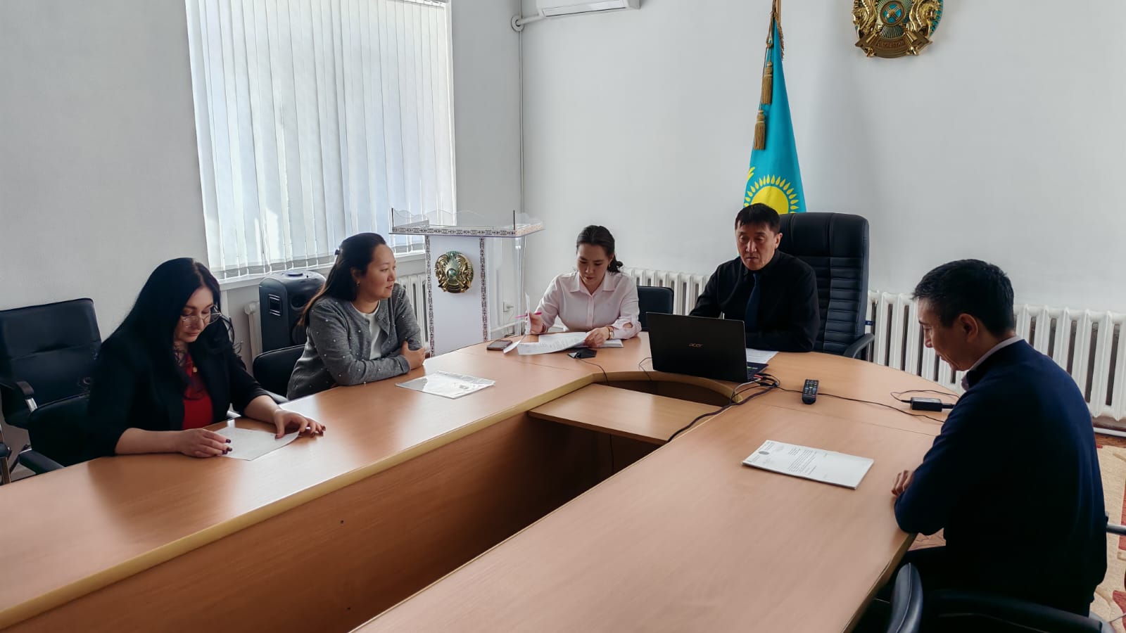 Ақмола облысының Әділет департаменті адвокаттар алқасының төралқасымен бірлесе отырып Ақмола облысының адвокаттарымен және заң консультанттарымен семинар-кеңес өткізді.