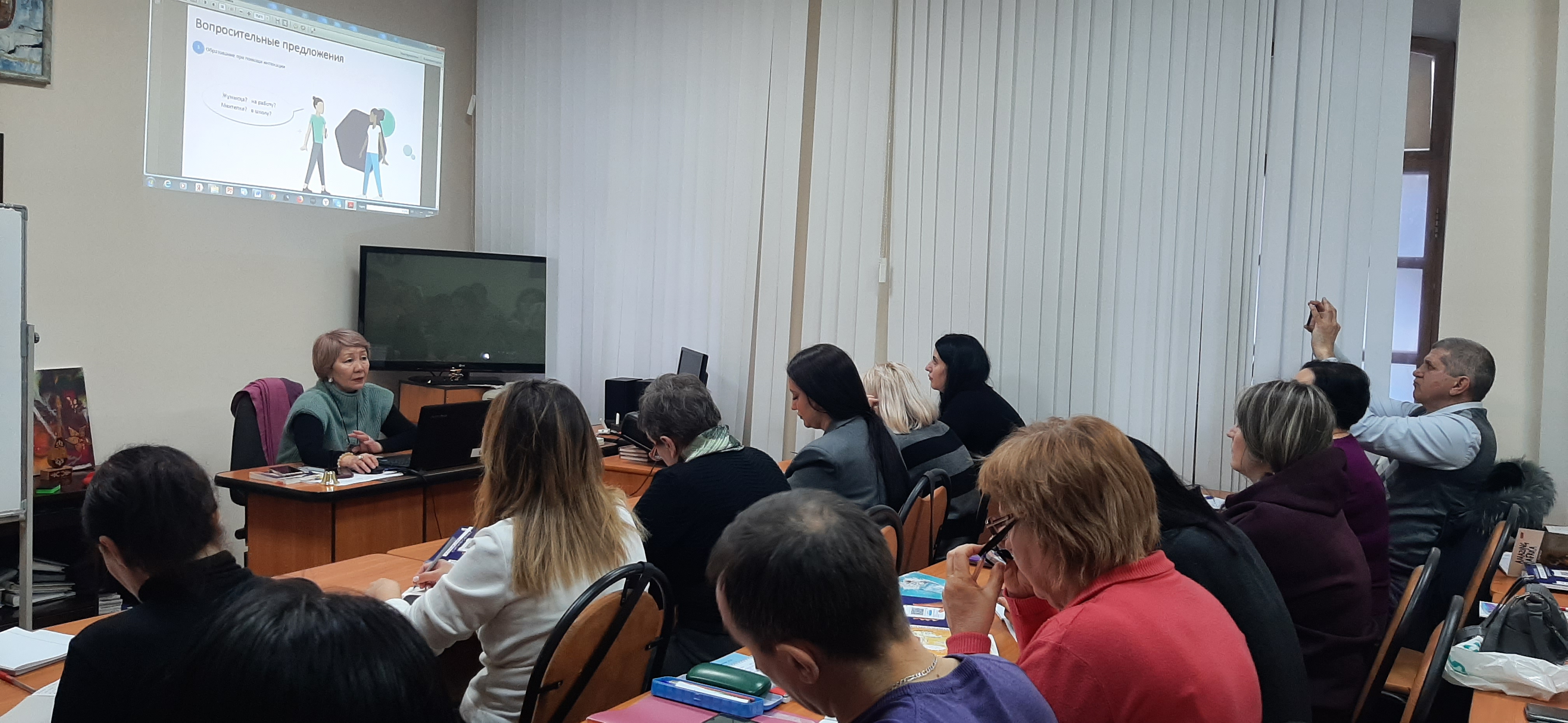 В Павлодаре началось обучение казахскому языку по программе «Жағдаяттық қазақ тілі курсы»