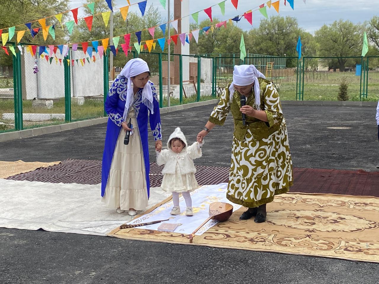 1 мамыр – Қазақстан халықтарының бірлігі мерекесімен шын жүректен құттықтаймыз!