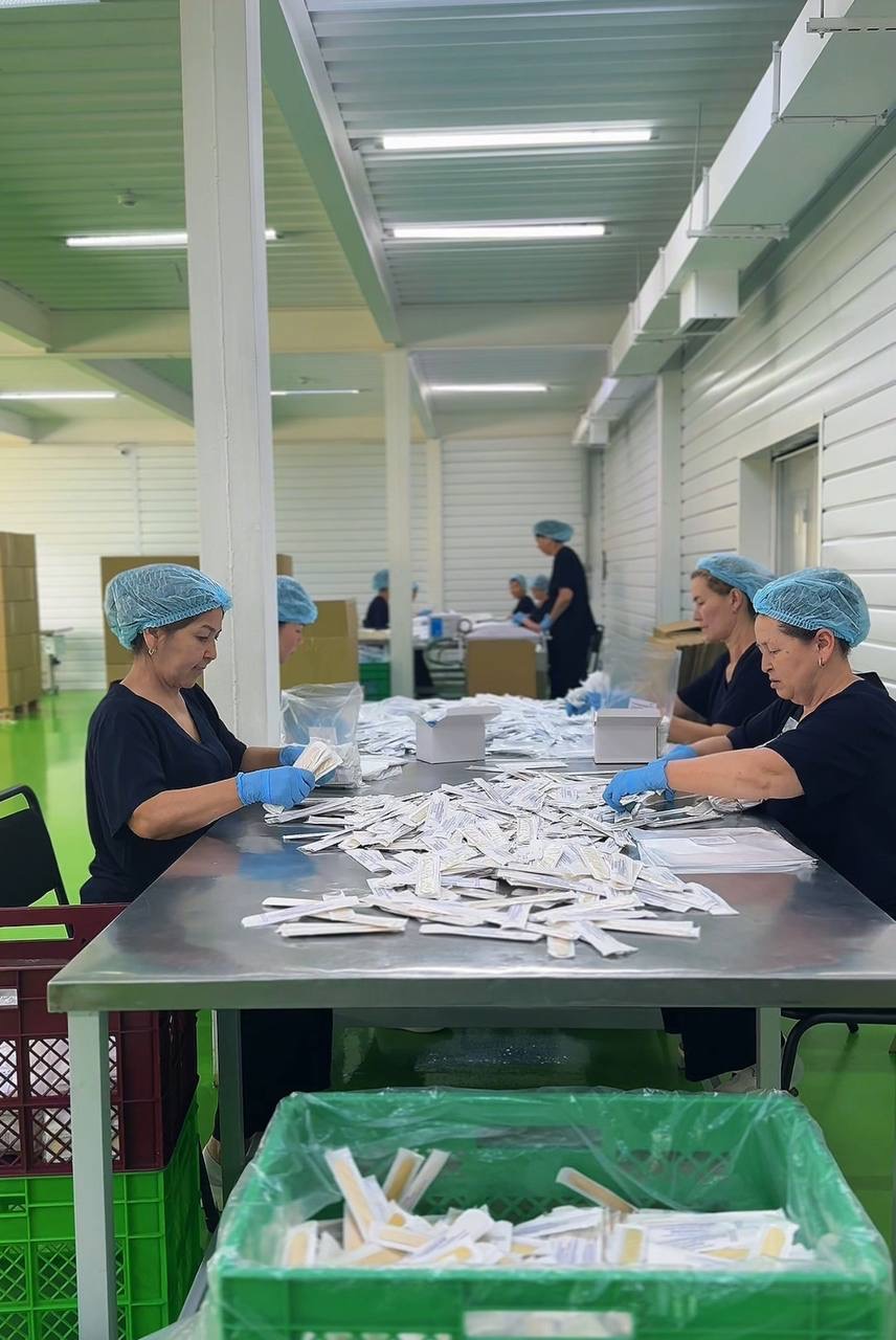 ГЛАВА МИНЗДРАВА ПОСЕТИЛА С РАБОЧЕЙ ПОЕЗДКОЙ МЕДИЦИНСКИЕ И ФАРМАЦЕВТИЧЕСКИЕ ОРГАНИЗАЦИИ АЛМАТЫ