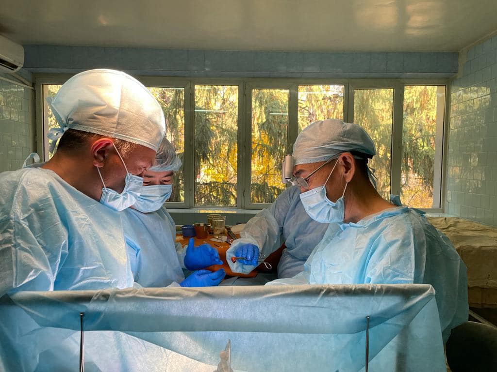 ТҮРКІСТАНДЫҚ ДӘРІГЕРЛЕР 4 ЖАСАР БАЛАНЫҢ АҒЗАСЫН АМАН САҚТАП ҚАЛДЫ