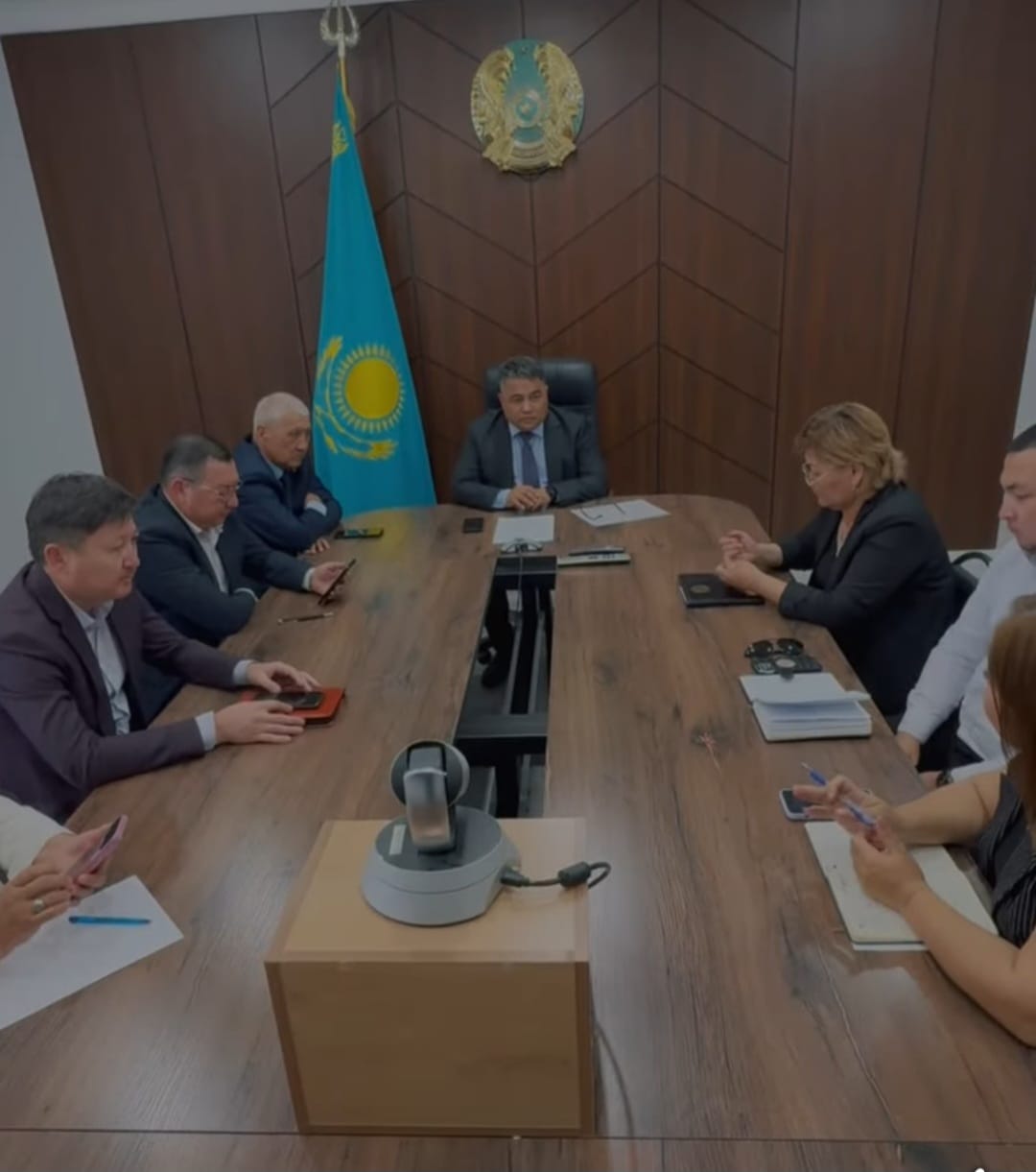 Қарақия ауданында кәмелетке толмағандар арасындағы зорлық-зомбылық пен ерте жүктіліктің алдын алу шаралары бойынша комиссия отырысы өтті