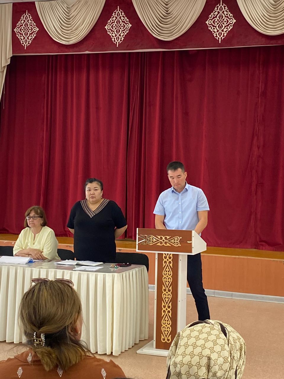 Ы.Алтынсарин атындағы орта мектеп оқушыларының ата-аналарымен кездесу өткізілді