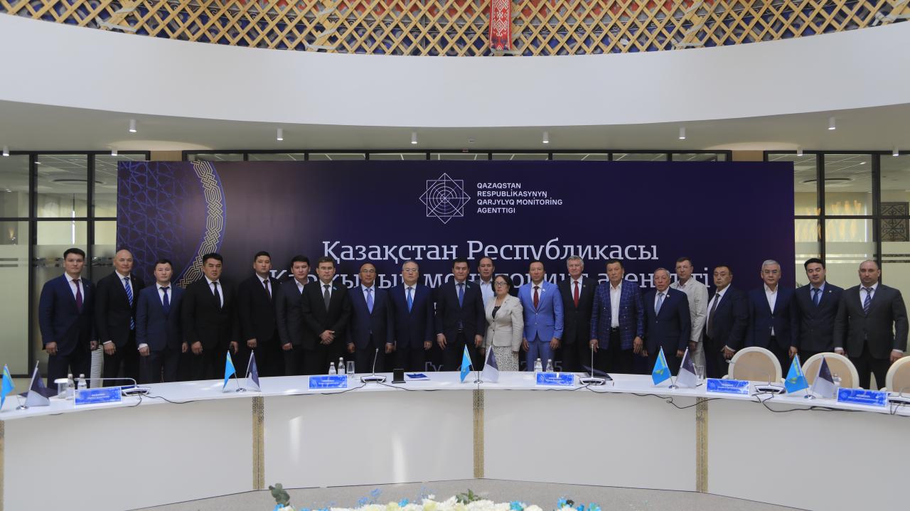 Түркістан қаласында Қаржылық мониторинг агенттігінің Қоғамдық кеңесінің кезекті отырысы өтті